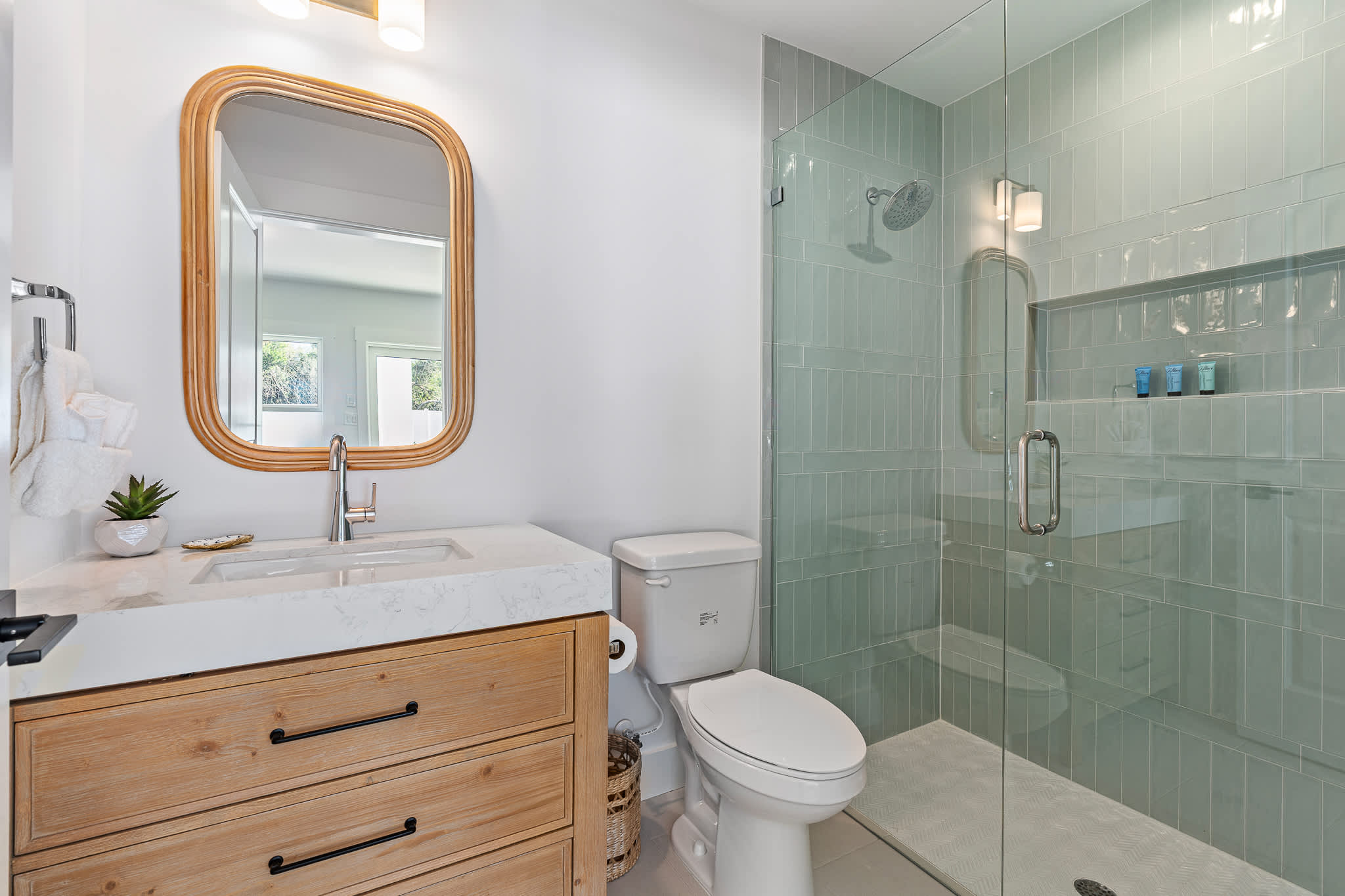 Seaclusion | Luxury | Heated Pool | Beach — photo 15