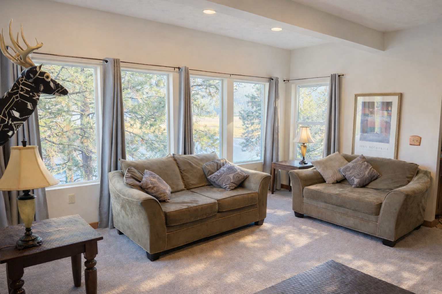 Beo942Iwfgwljvkbgkbh