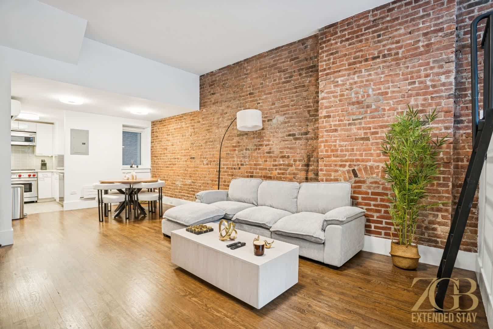 Luxury Prime UES 1BR Duplex Near Central Park - Photo 5