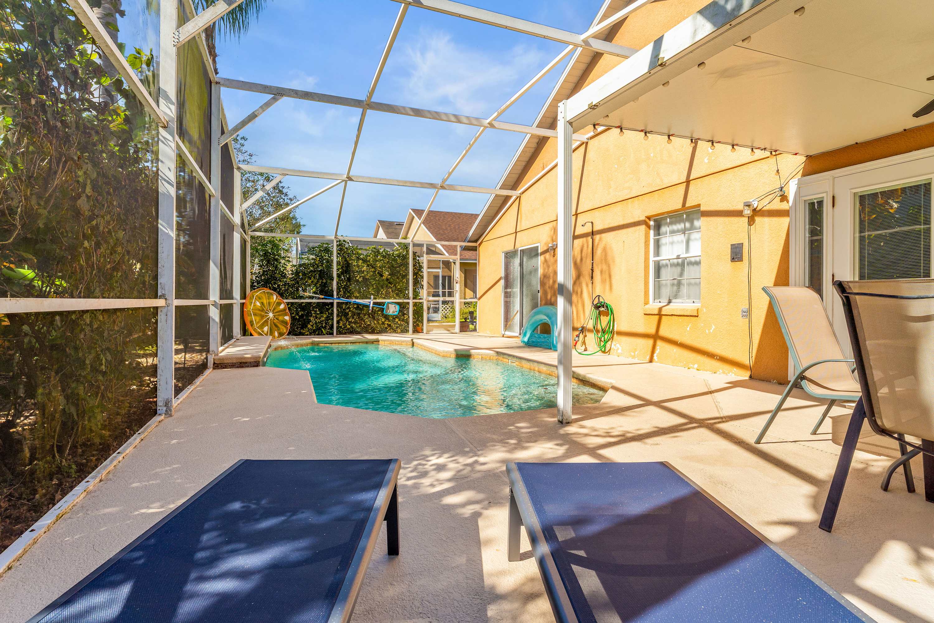 The Art House Home for 8