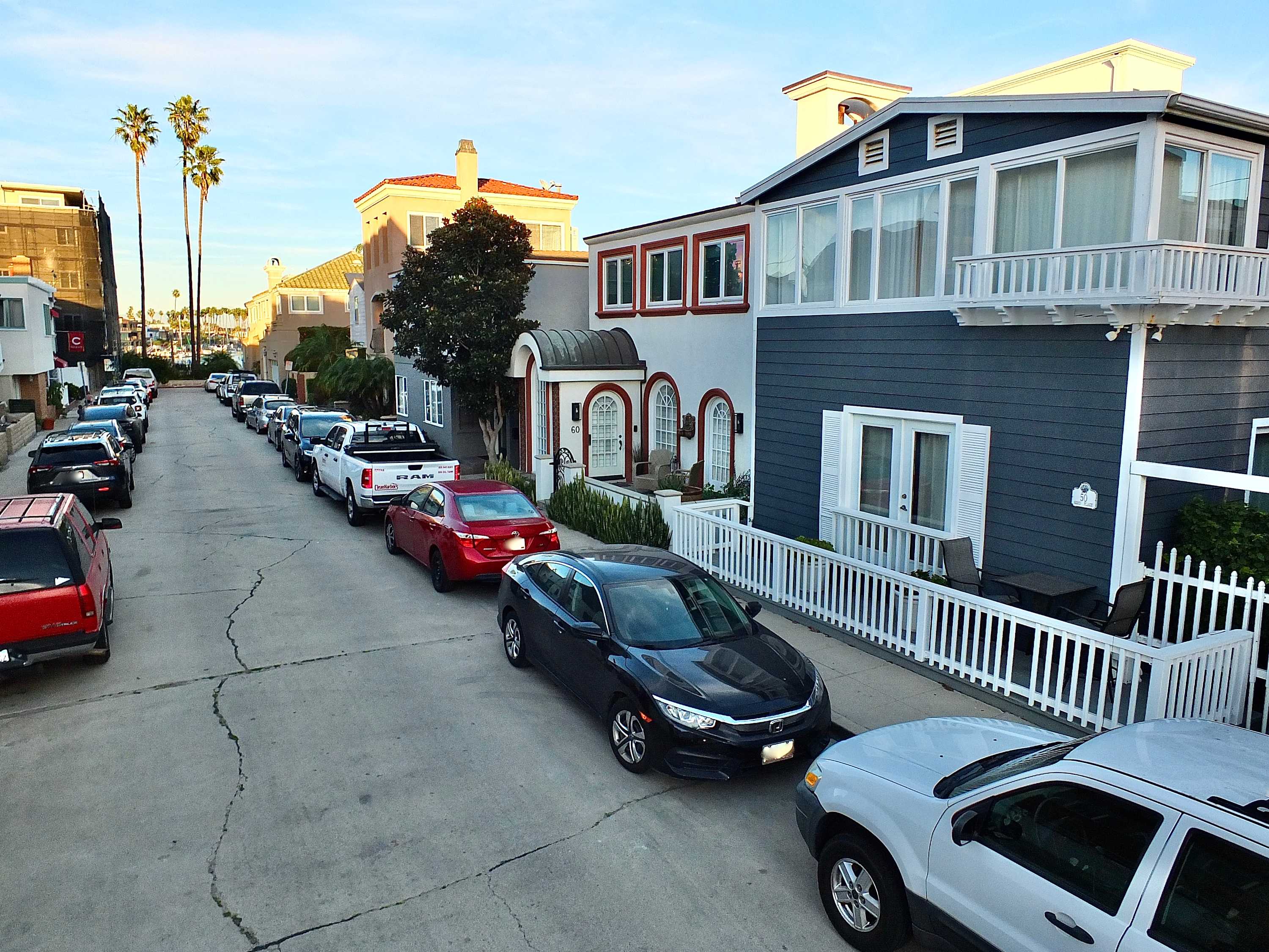 LB Peninsula Steps to Beach, close to World Cup 8