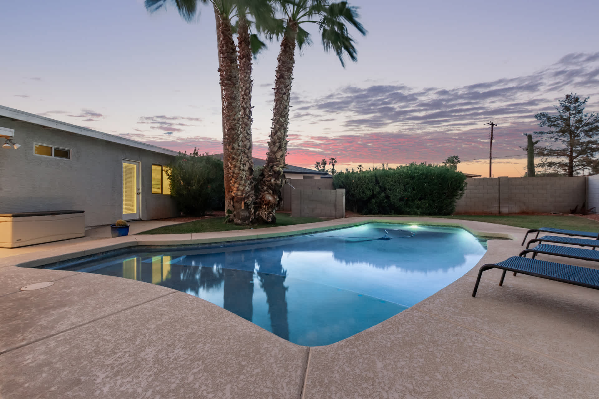 Modern 3BR Retreat with Pool, Yard & Prime Location — Scottsdale, AZ — vacation rental