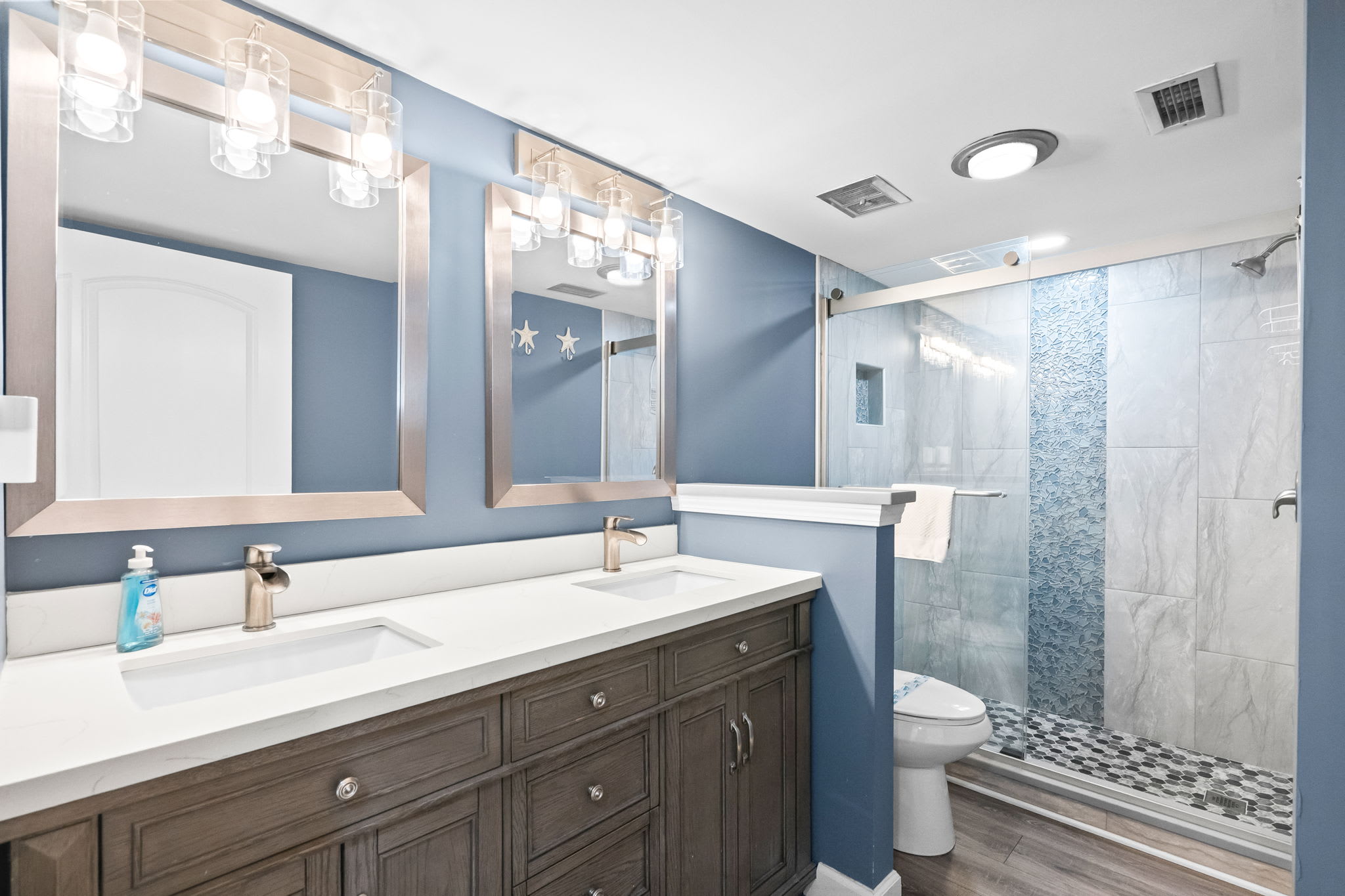 Arcadian I Penthouse E Oceanfront | Photo 19