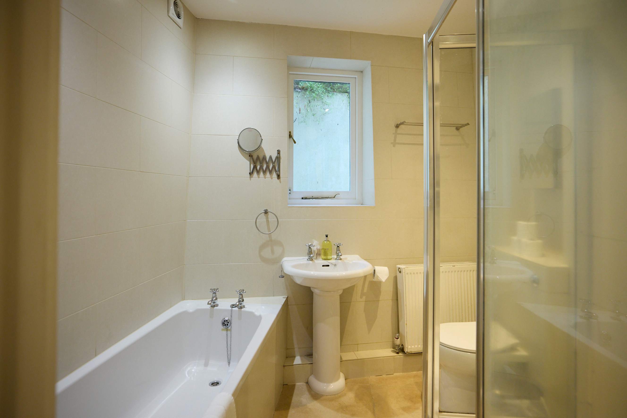 The Albion Lower Apartment in Albion Street 28 W2 2AX - Property image 6 - VivreStays