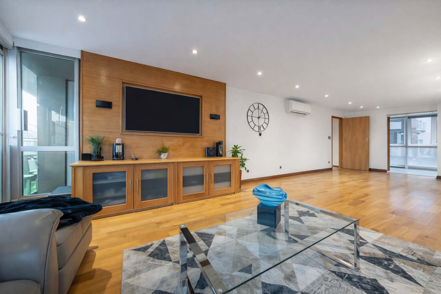Stylish 2 Bedroom Apartment in Marylebone in George Street 3 W1U 3QG - Property image 5 - VivreStays