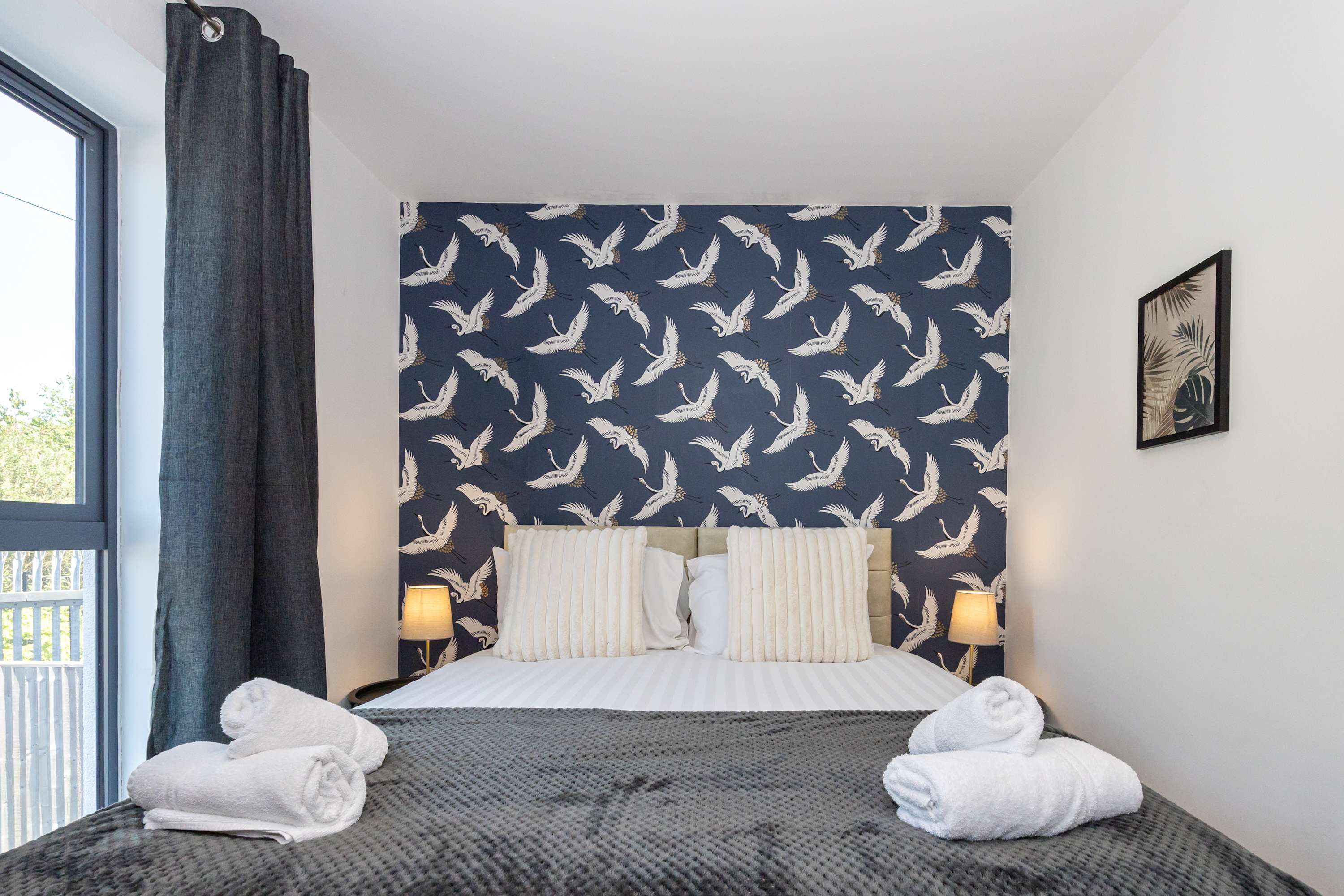 5Bedroom Townhouse 15mins to City w Free Parking - Picture 12