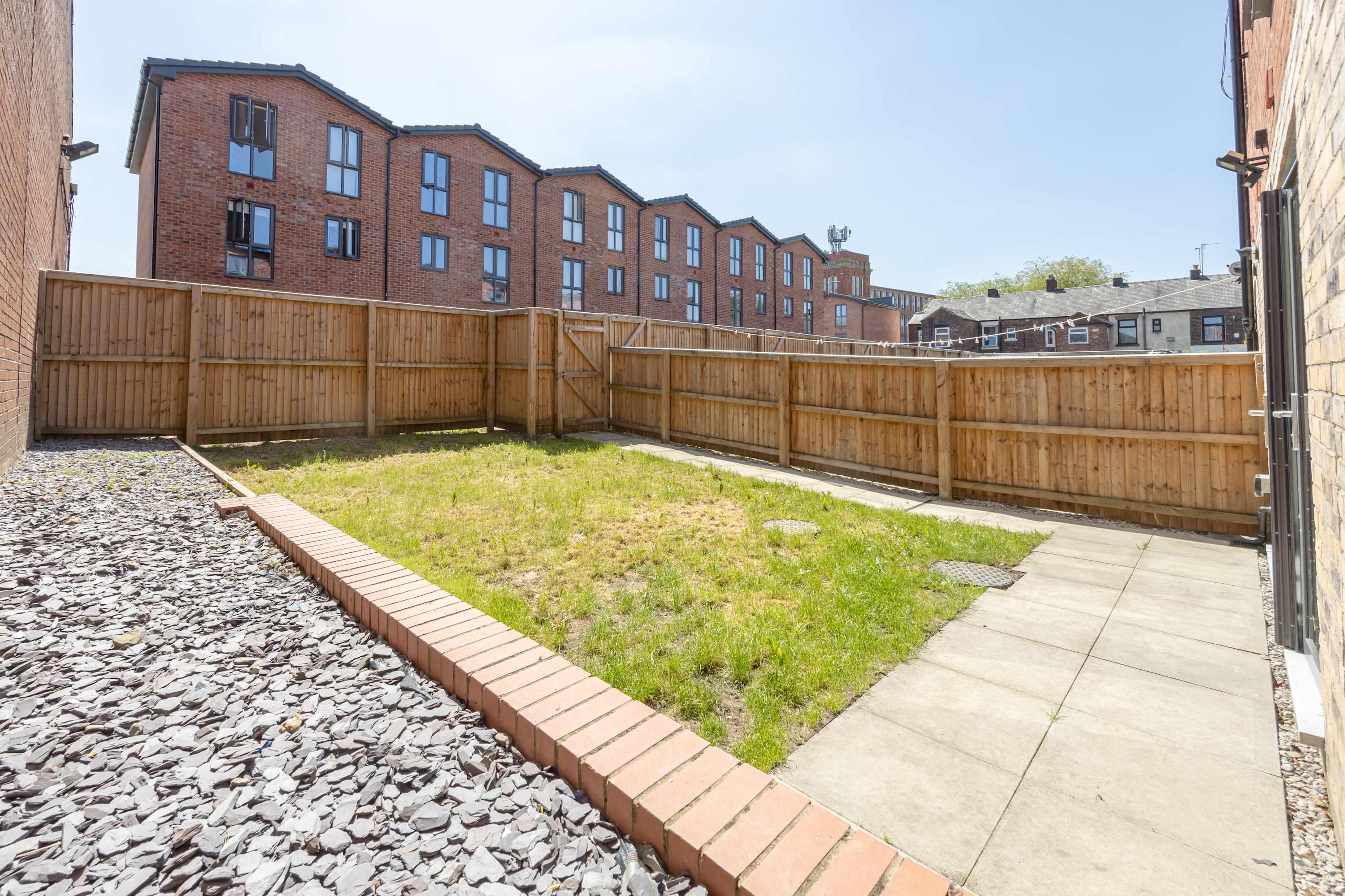 5Bedroom Townhouse 15mins to City w Free Parking - Picture 41
