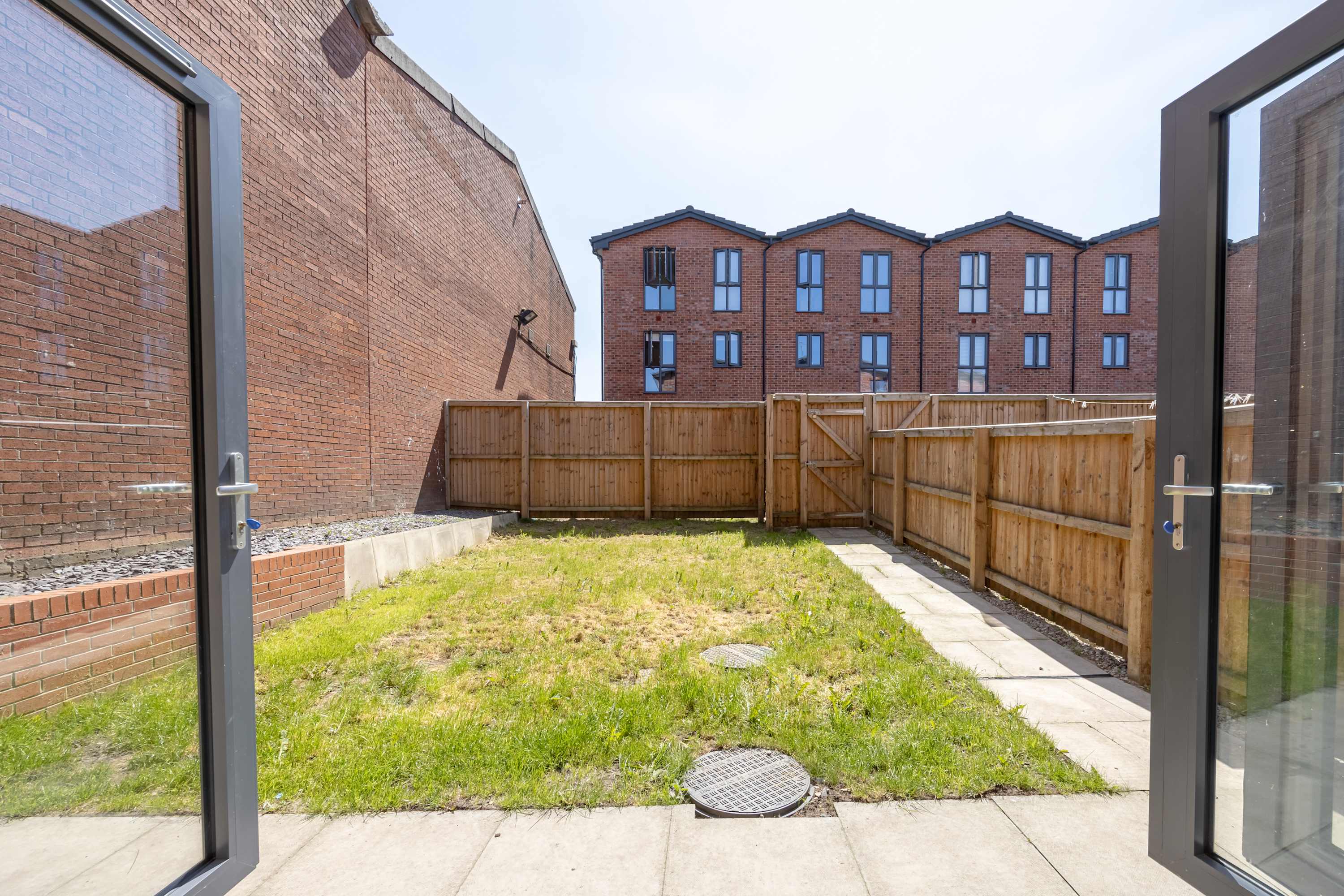 5Bedroom Townhouse 15mins to City w Free Parking - Picture 42