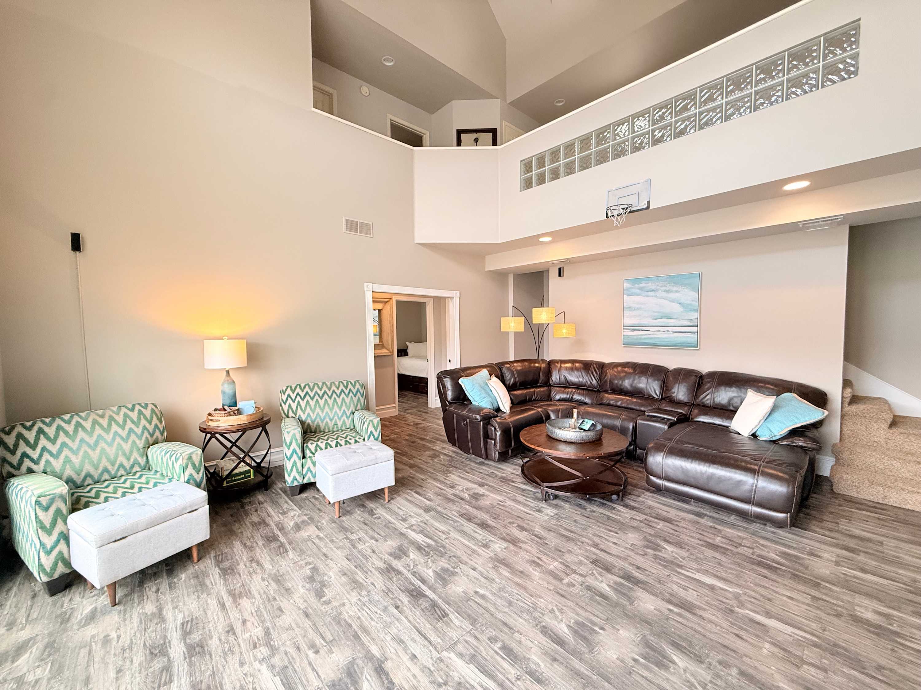 Mimosa Mornings Home for 12 6