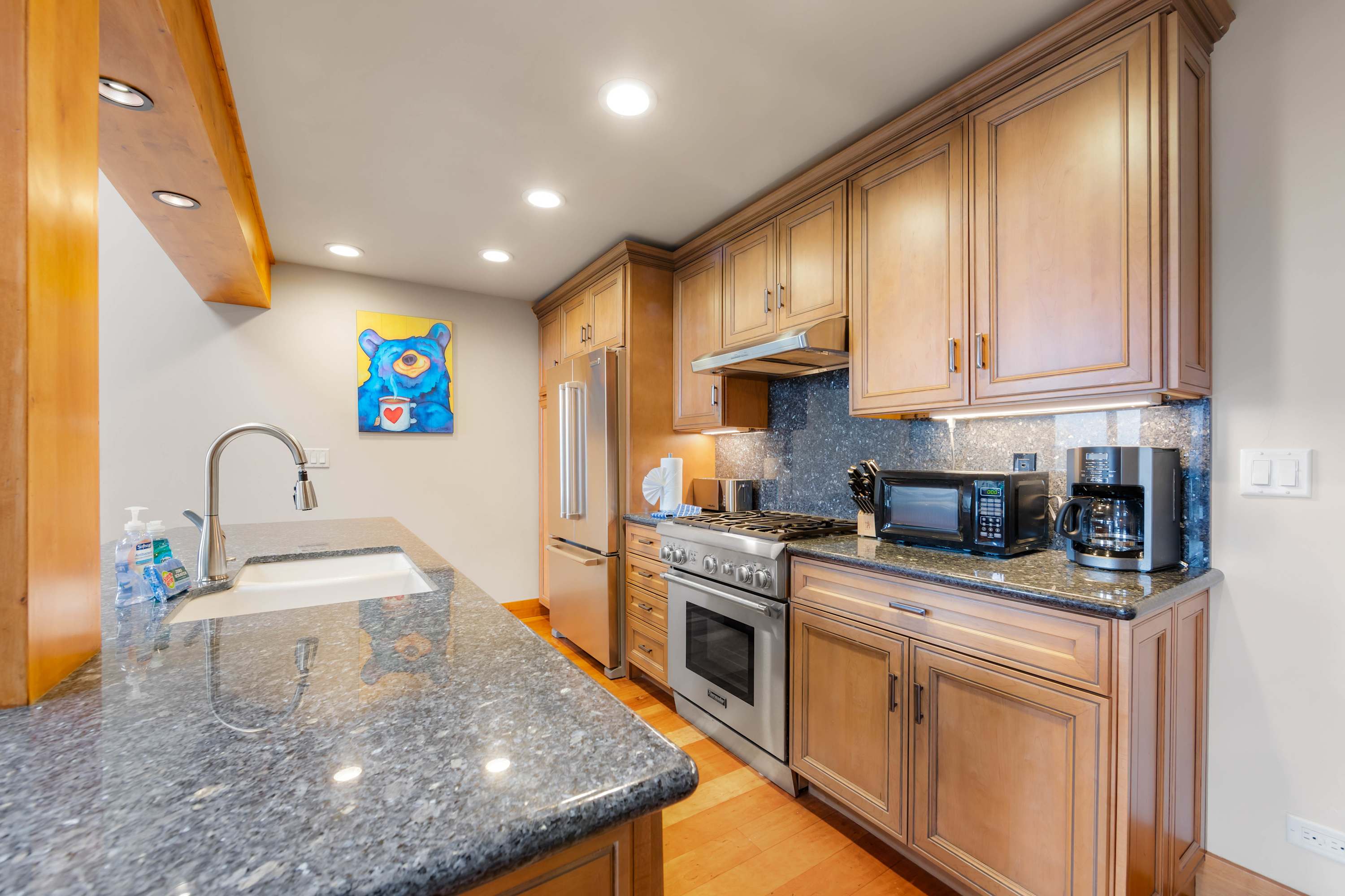 Aspen Edge, Lakefront and Loft 8