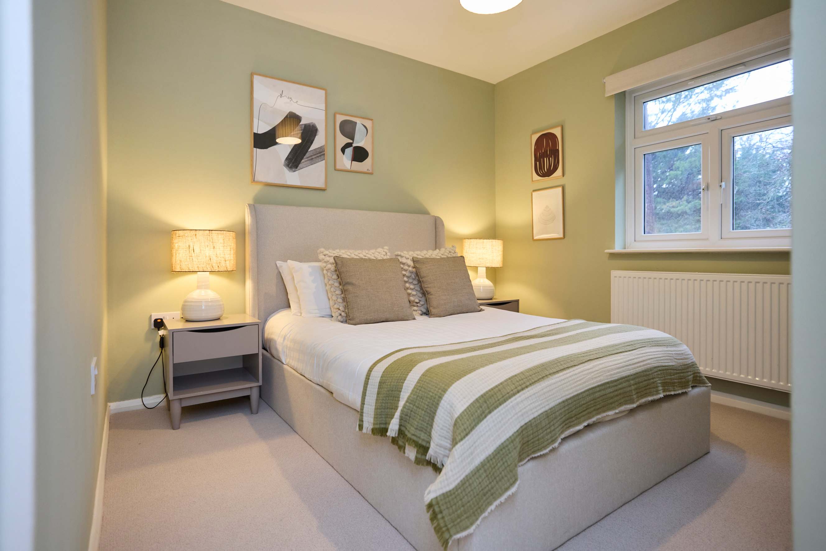 West of Brick & Bloom in 16, Ravenswood Court, Kingston Upon Thames KT2 7JL - Property image 20 - VivreStays