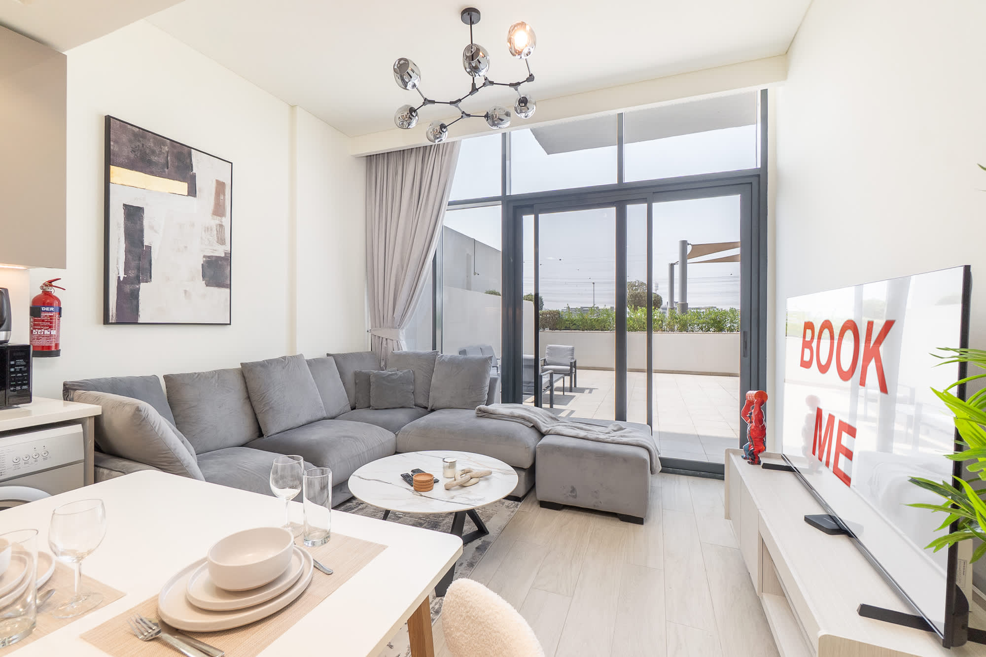 AirDXB - Meydan Apartment Sleeps 2 with Huge Balcony! — Meydan, Dubai — vacation rental