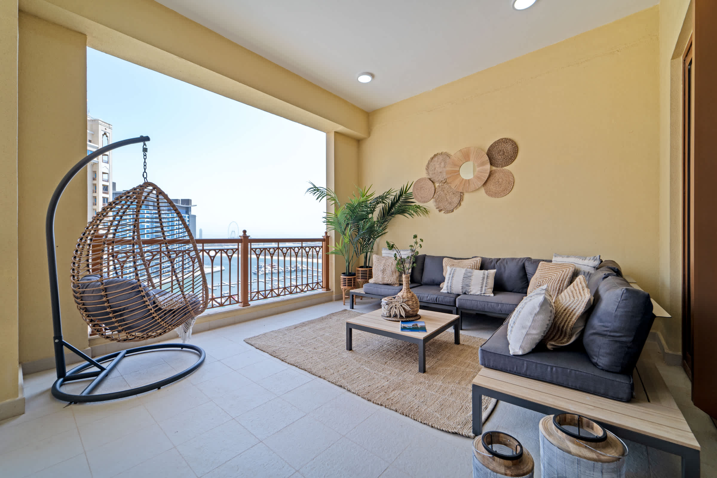 AirDXB - Stylish, Relaxing 3-Bedroom Apartment Perfect for Family in Palm Jumeirah — Palm Jumeirah, Dubai — vacation rental