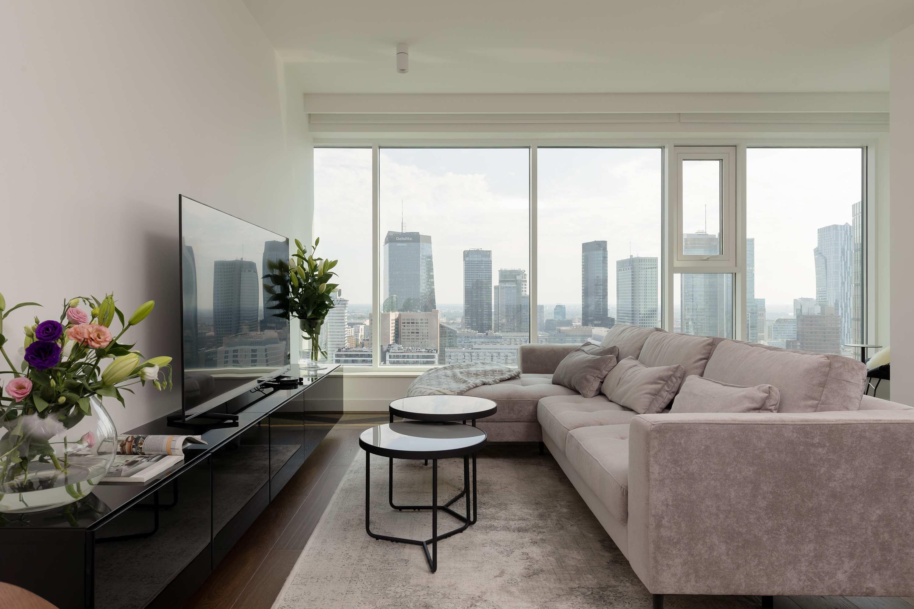 Unique Tower B2702 Warsaw | Prestige Apartment | SPA & Gym — Warszawa, Województwo mazowieckie — vacation rental