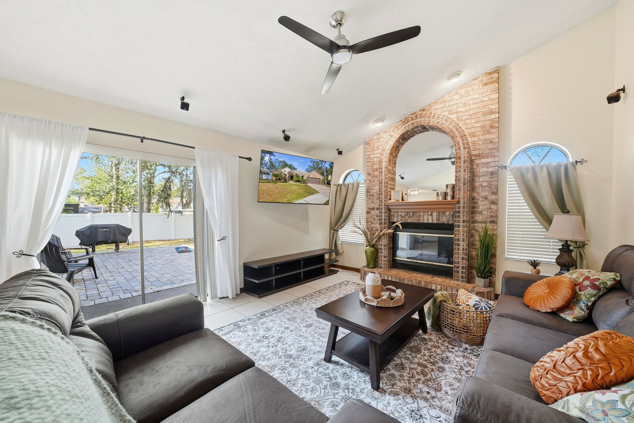 Grandma's Cozy Retreat | 2 Kings•Pool Table•Grill