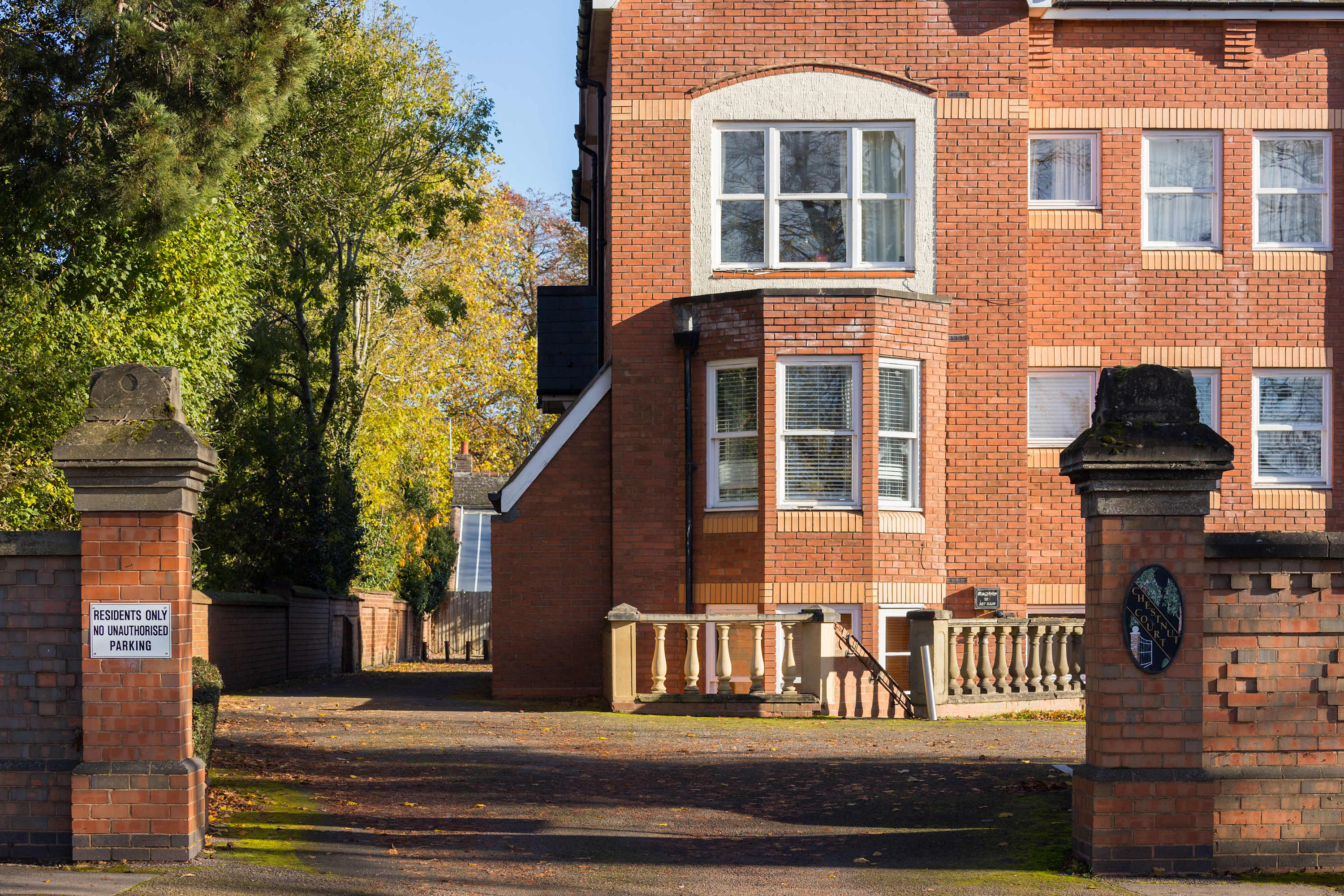 Modern Leamington Spa Apartment w/ Free Parking in Chestnut Court, 4 Guys Cliffe Avenue CV32 6LY - Property image 34 - VivreStays