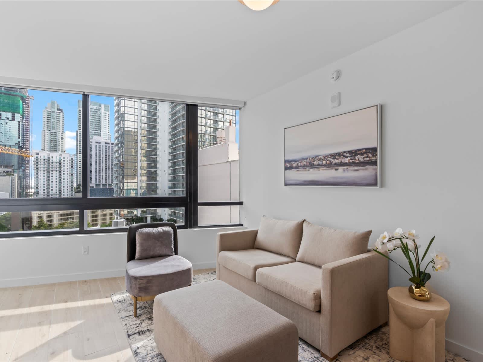 Downtown Miami | RooftopPool & Coworking