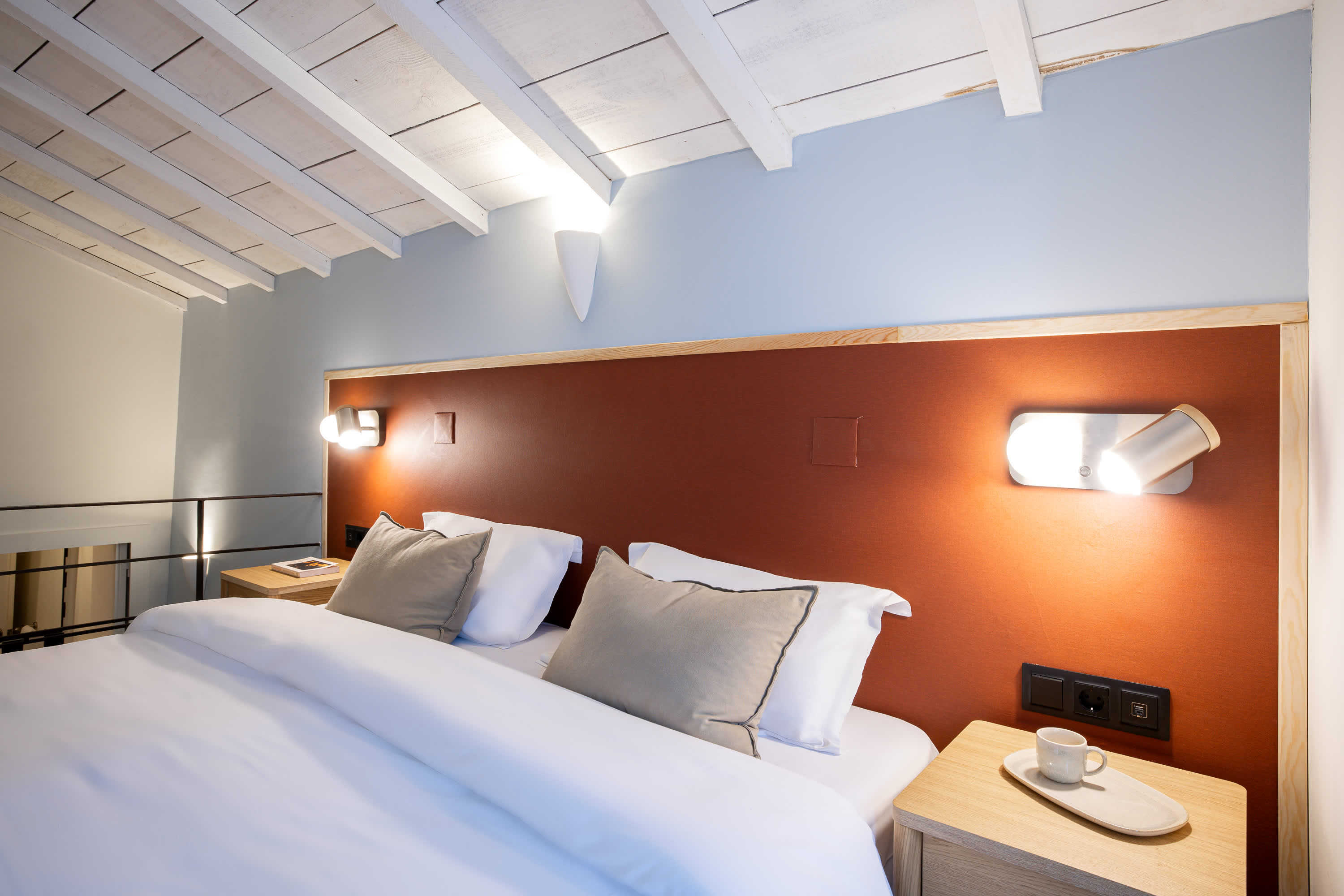 Fine Arts | Standard Duplex Studio — Porto, Porto — vacation rental