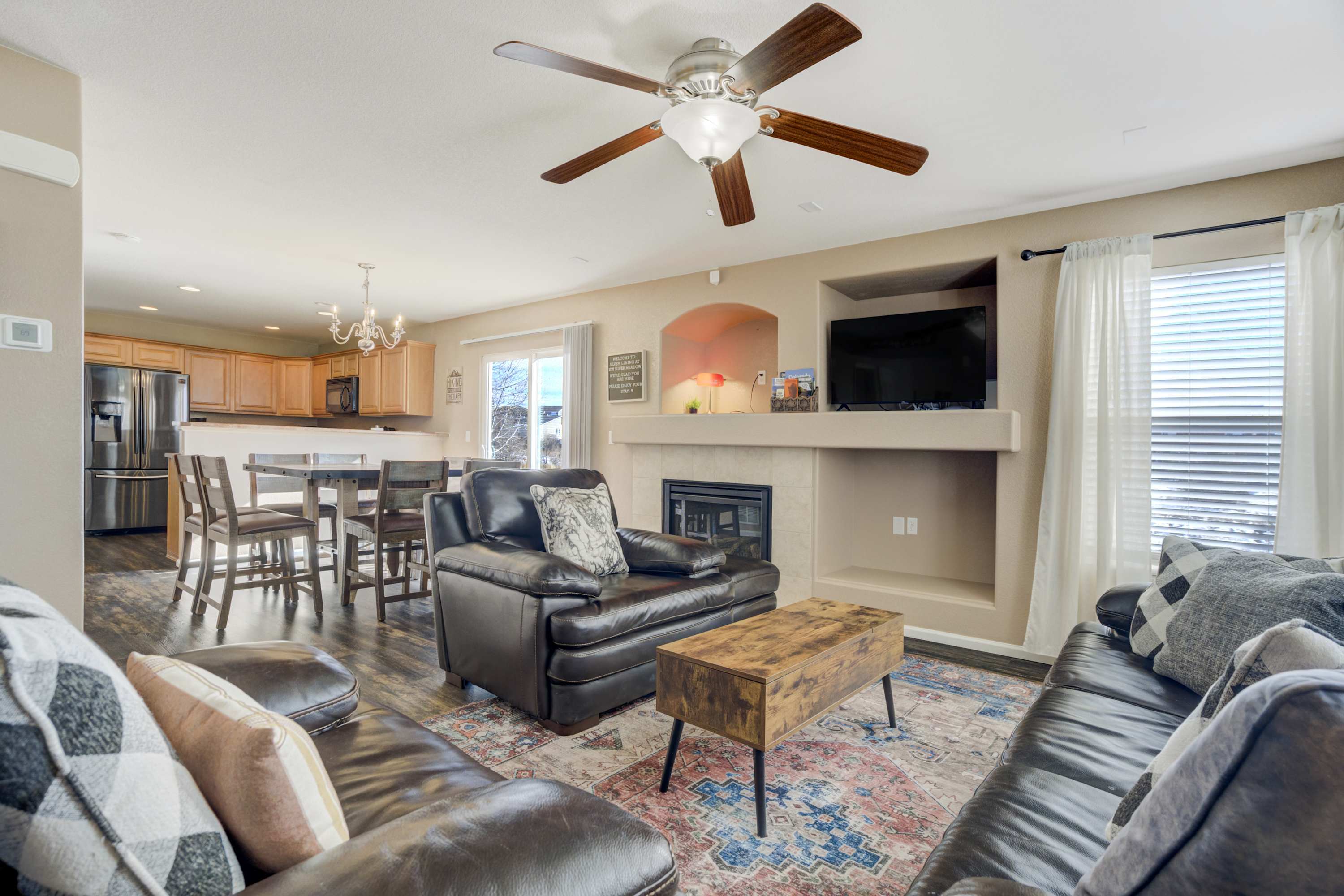 Silver Outpost! Near Peterson SFB & Game Lounge! โ Colorado Springs, CO โ vacation rental