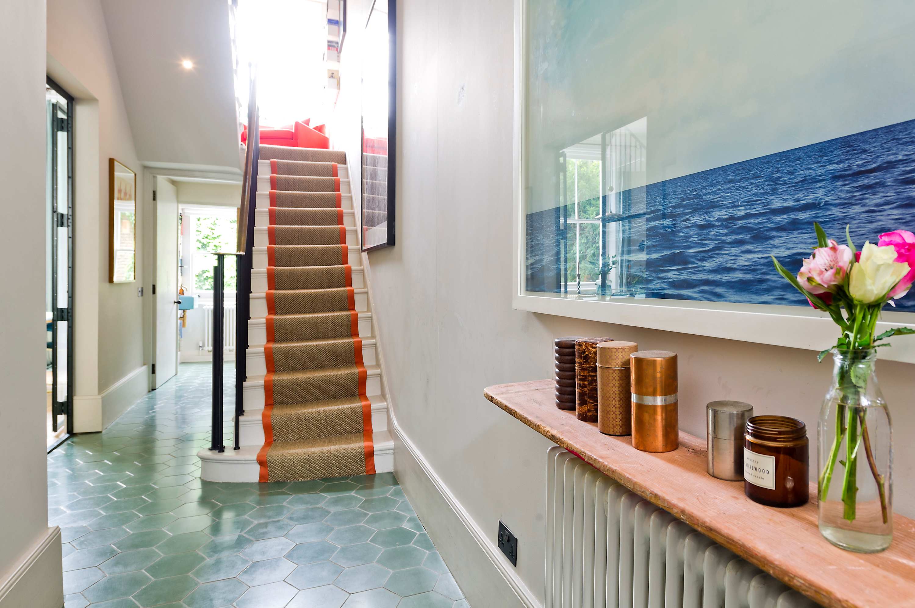 View Gorgeous & Grand 5 Bed House, Holland Park in Upper Addison Gardens 16 W14 8AP Gorgeous & Grand 5 Bed House, Holland Park in Upper Addison Gardens 16 W14 8AP - Property image 47 - VivreStays
