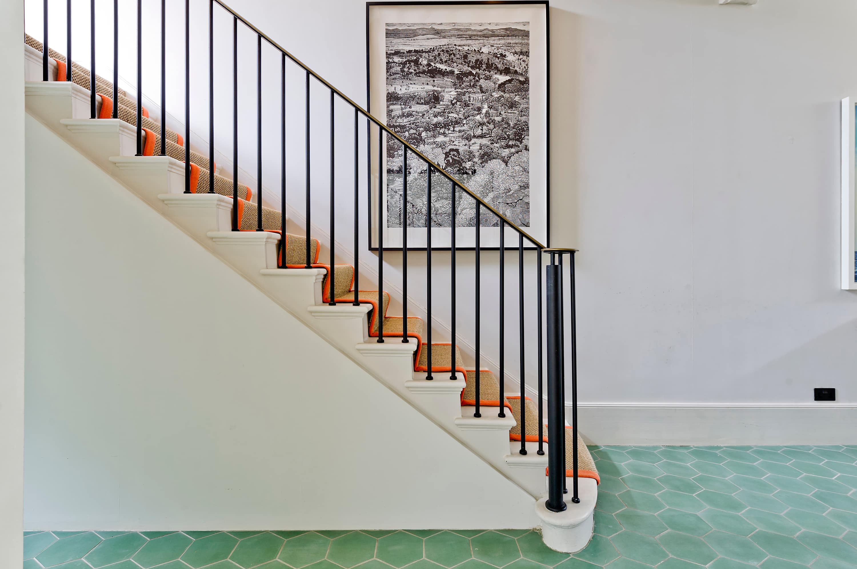 View Gorgeous & Grand 5 Bed House, Holland Park in Upper Addison Gardens 16 W14 8AP Gorgeous & Grand 5 Bed House, Holland Park in Upper Addison Gardens 16 W14 8AP - Property image 46 - VivreStays