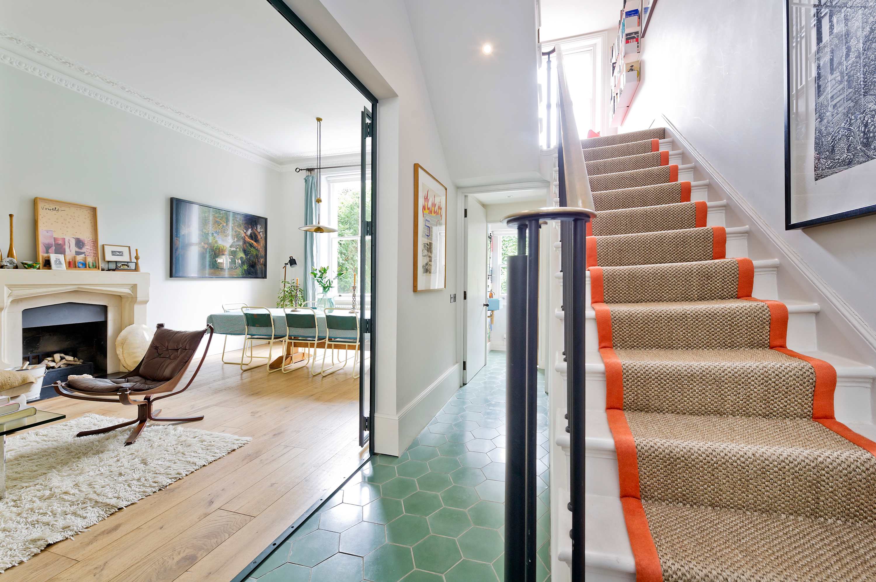 View Gorgeous & Grand 5 Bed House, Holland Park in Upper Addison Gardens 16 W14 8AP Gorgeous & Grand 5 Bed House, Holland Park in Upper Addison Gardens 16 W14 8AP - Property image 20 - VivreStays