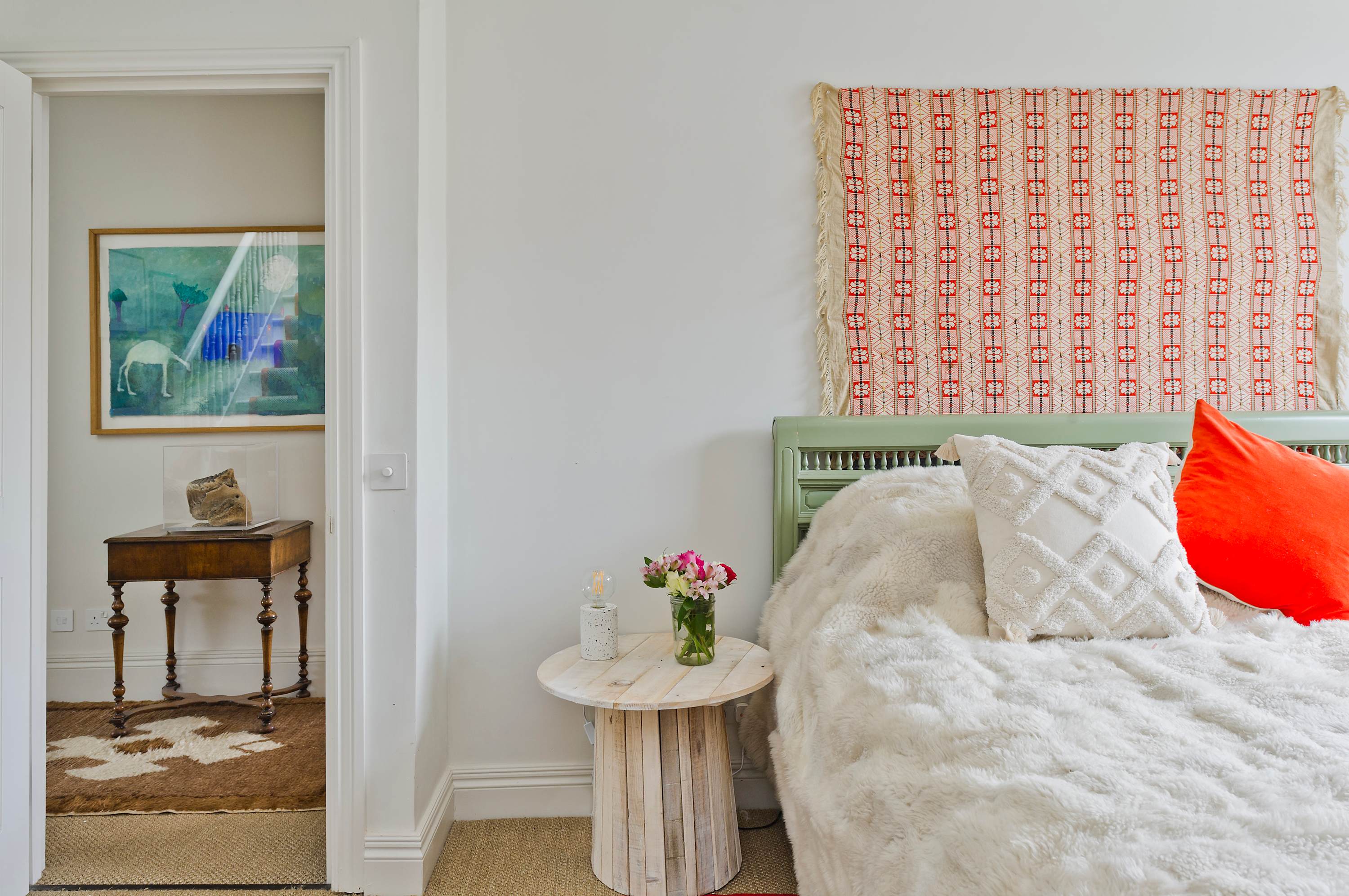 View Gorgeous & Grand 5 Bed House, Holland Park in Upper Addison Gardens 16 W14 8AP Gorgeous & Grand 5 Bed House, Holland Park in Upper Addison Gardens 16 W14 8AP - Property image 35 - VivreStays