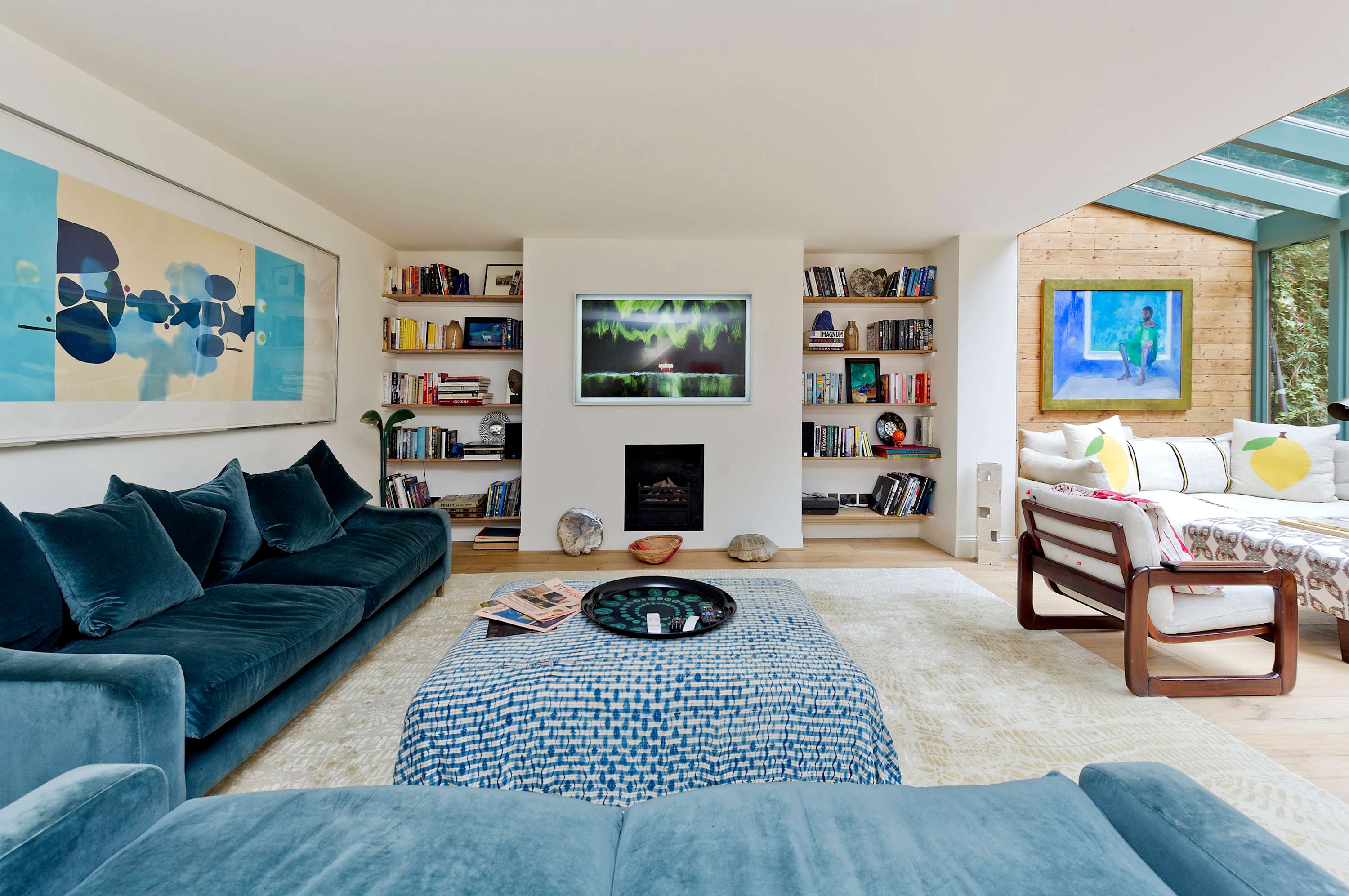 View Gorgeous & Grand 5 Bed House, Holland Park in Upper Addison Gardens 16 W14 8AP Gorgeous & Grand 5 Bed House, Holland Park in Upper Addison Gardens 16 W14 8AP - Property image 14 - VivreStays