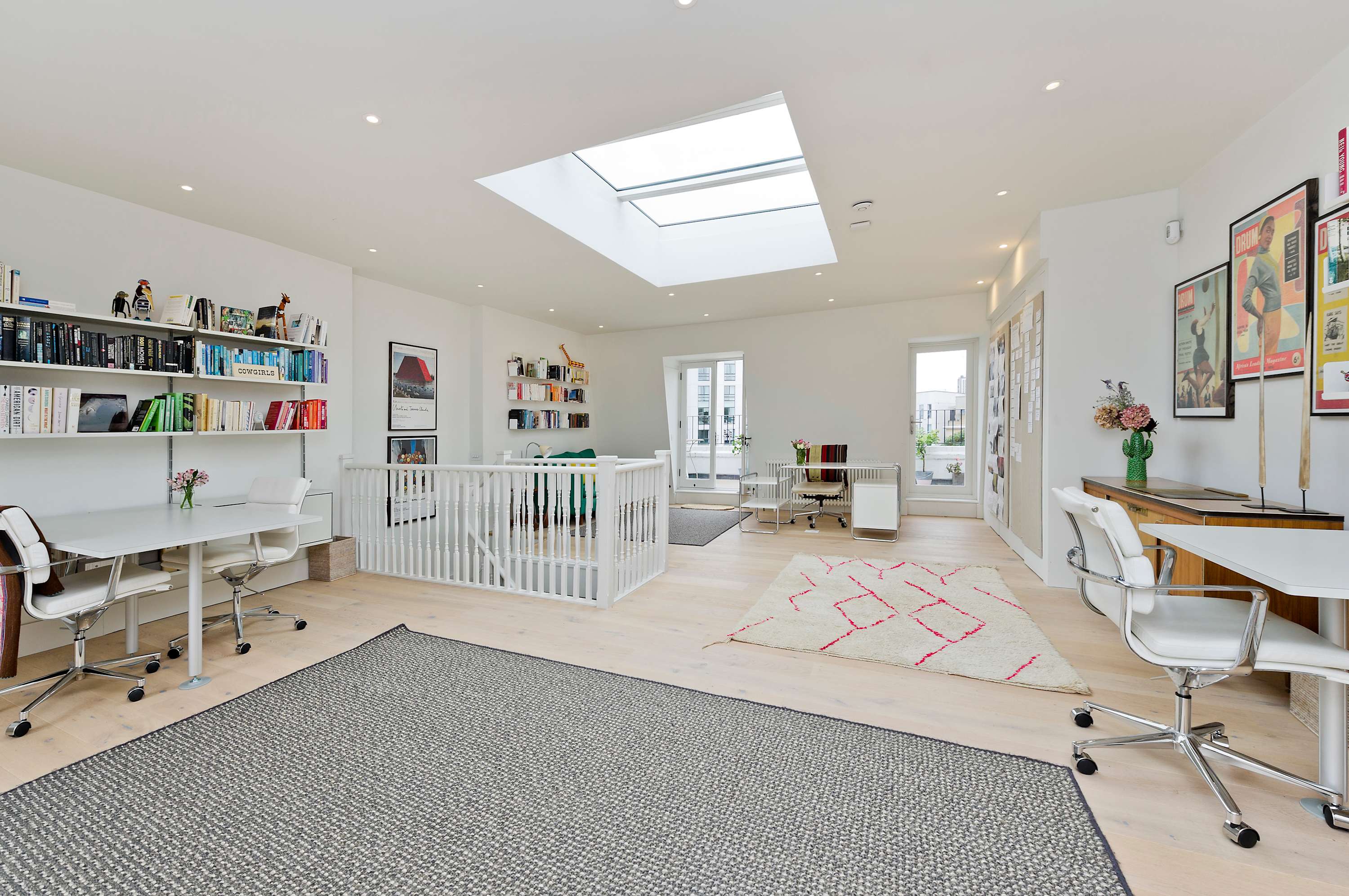 View Gorgeous & Grand 5 Bed House, Holland Park in Upper Addison Gardens 16 W14 8AP Gorgeous & Grand 5 Bed House, Holland Park in Upper Addison Gardens 16 W14 8AP - Property image 50 - VivreStays