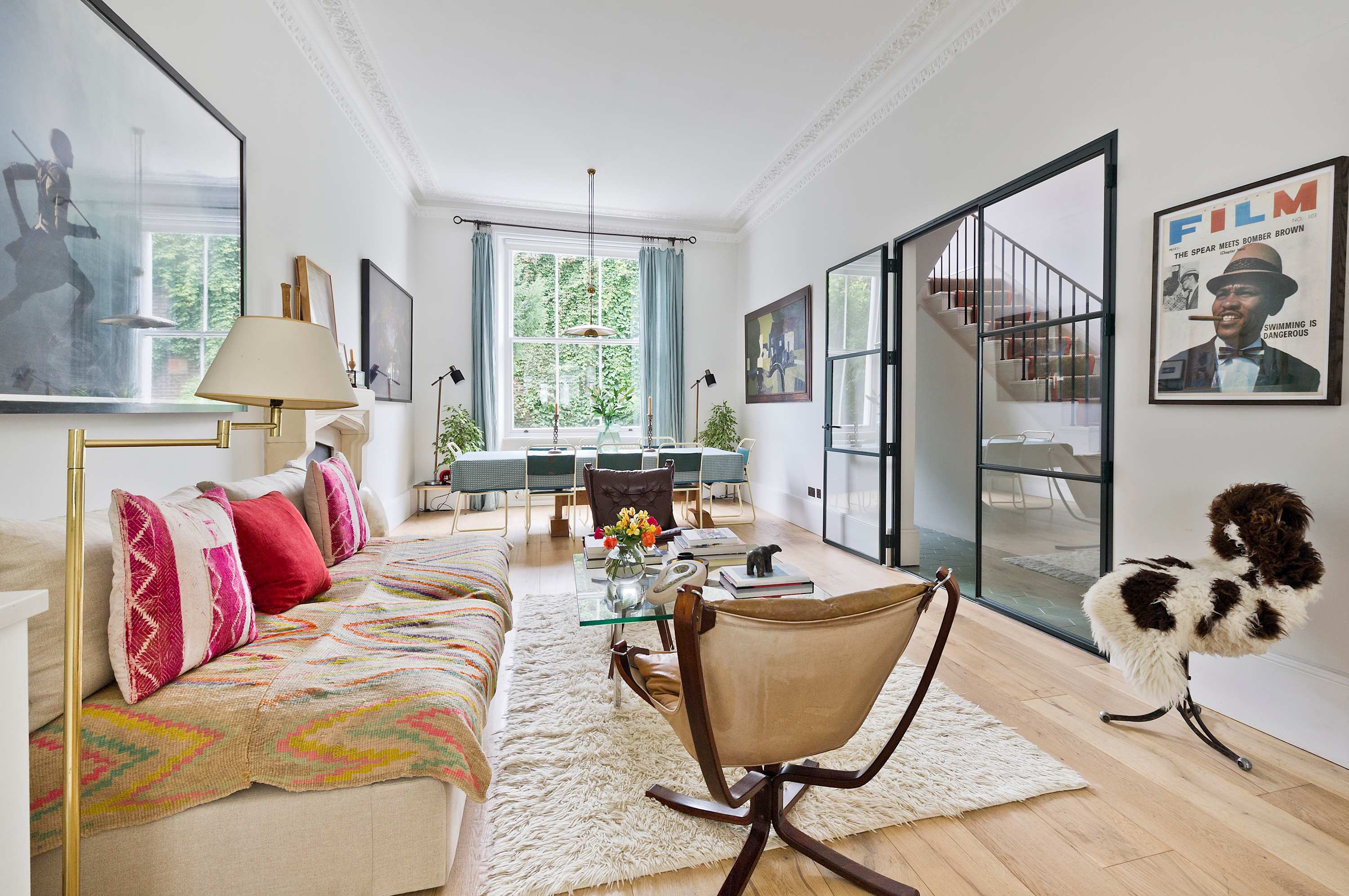 View Gorgeous & Grand 5 Bed House, Holland Park in Upper Addison Gardens 16 W14 8AP Gorgeous & Grand 5 Bed House, Holland Park in Upper Addison Gardens 16 W14 8AP - Property image 11 - VivreStays