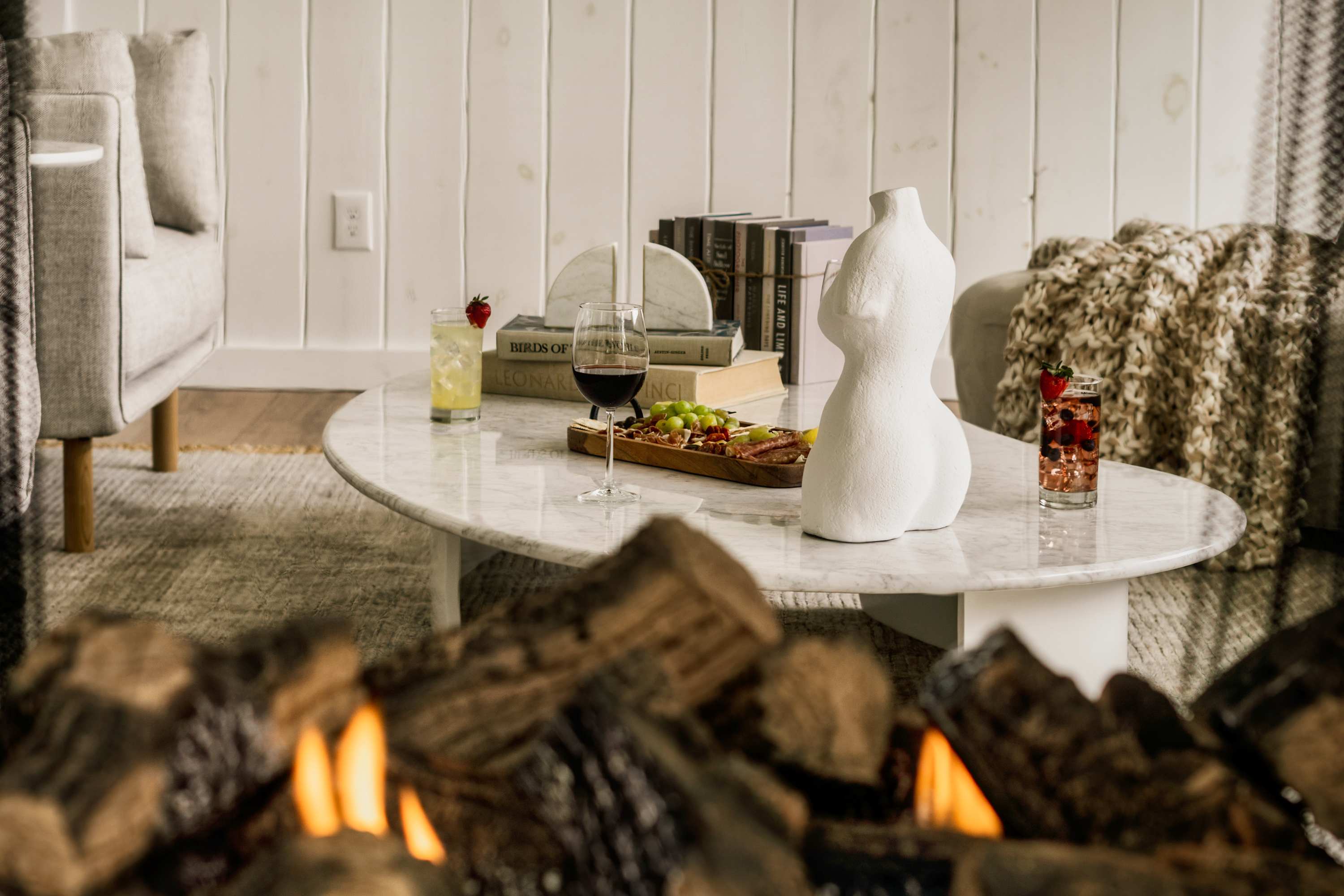 Redtail Lodge interior 2