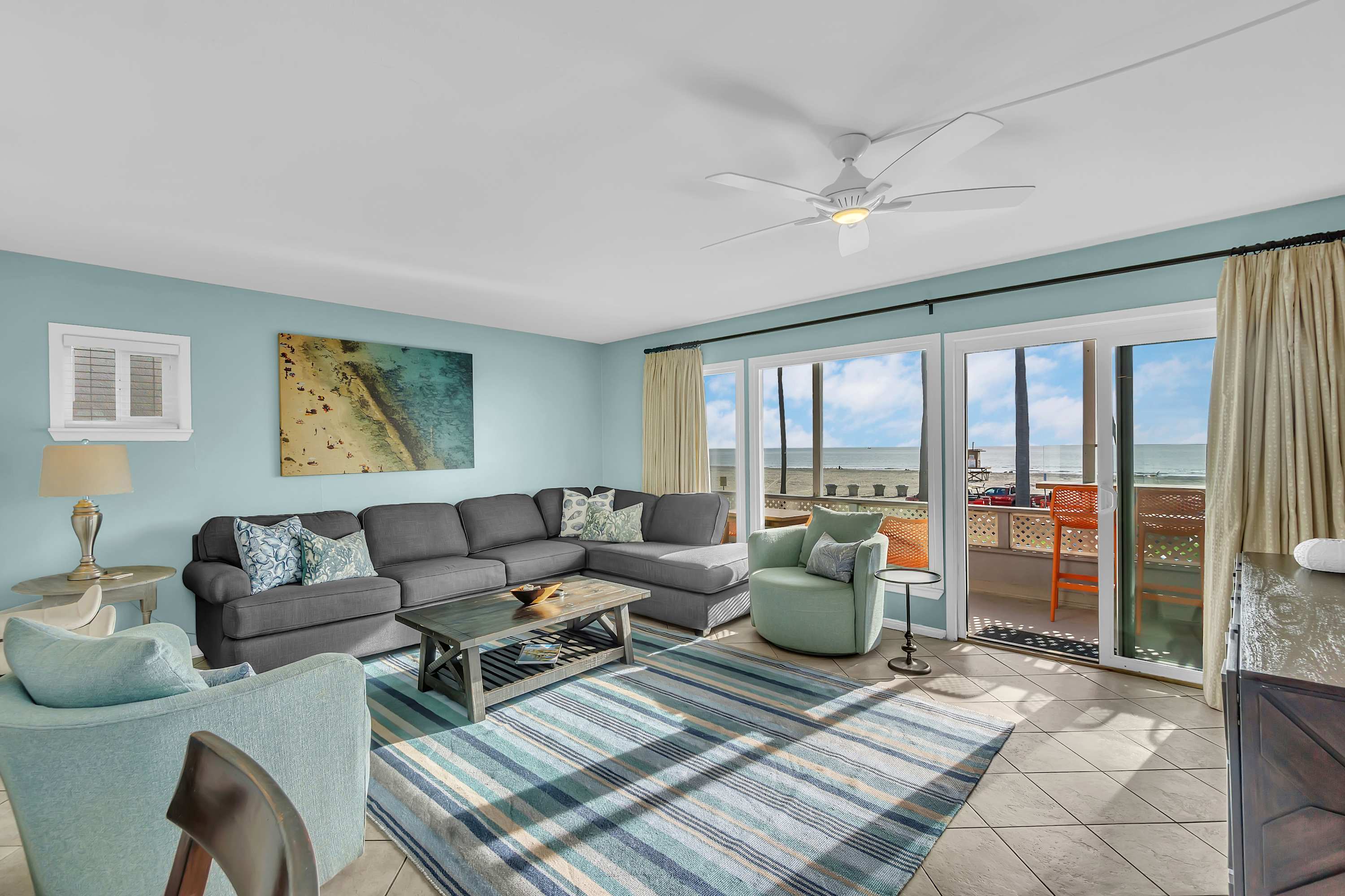 2010 W oceanfront | Next To The Newport Pier w/Ocean View Deck