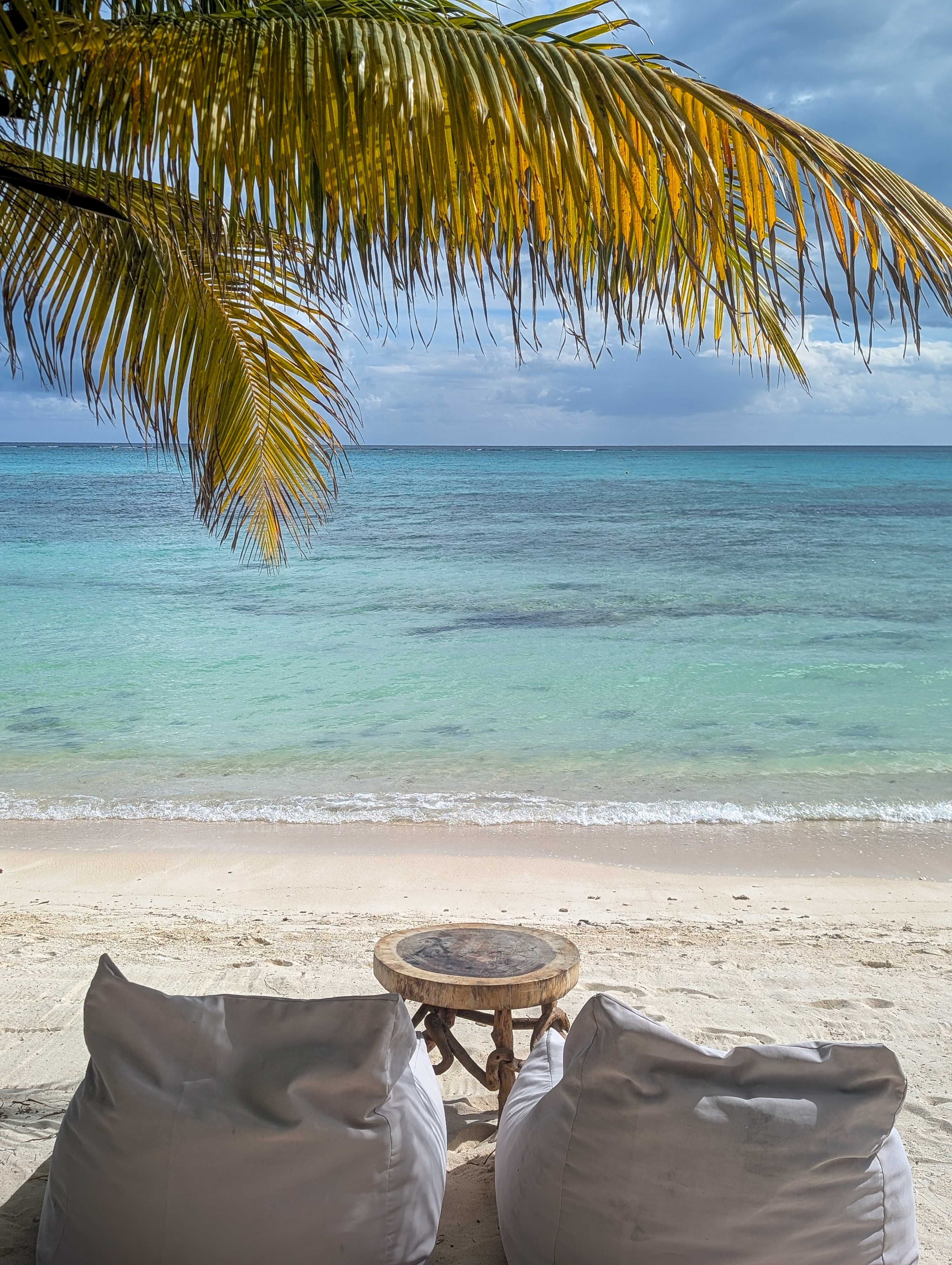 Relax on our sunbeds and soak in the warm sunshine, embraced by ocean breezes and tranquil surroundings.