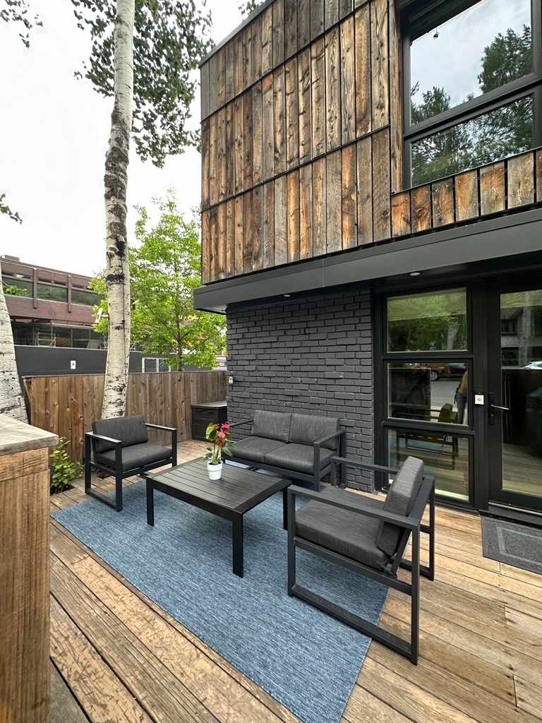 Renovated 3BR Townhouse w A/C in Aspen's Core!