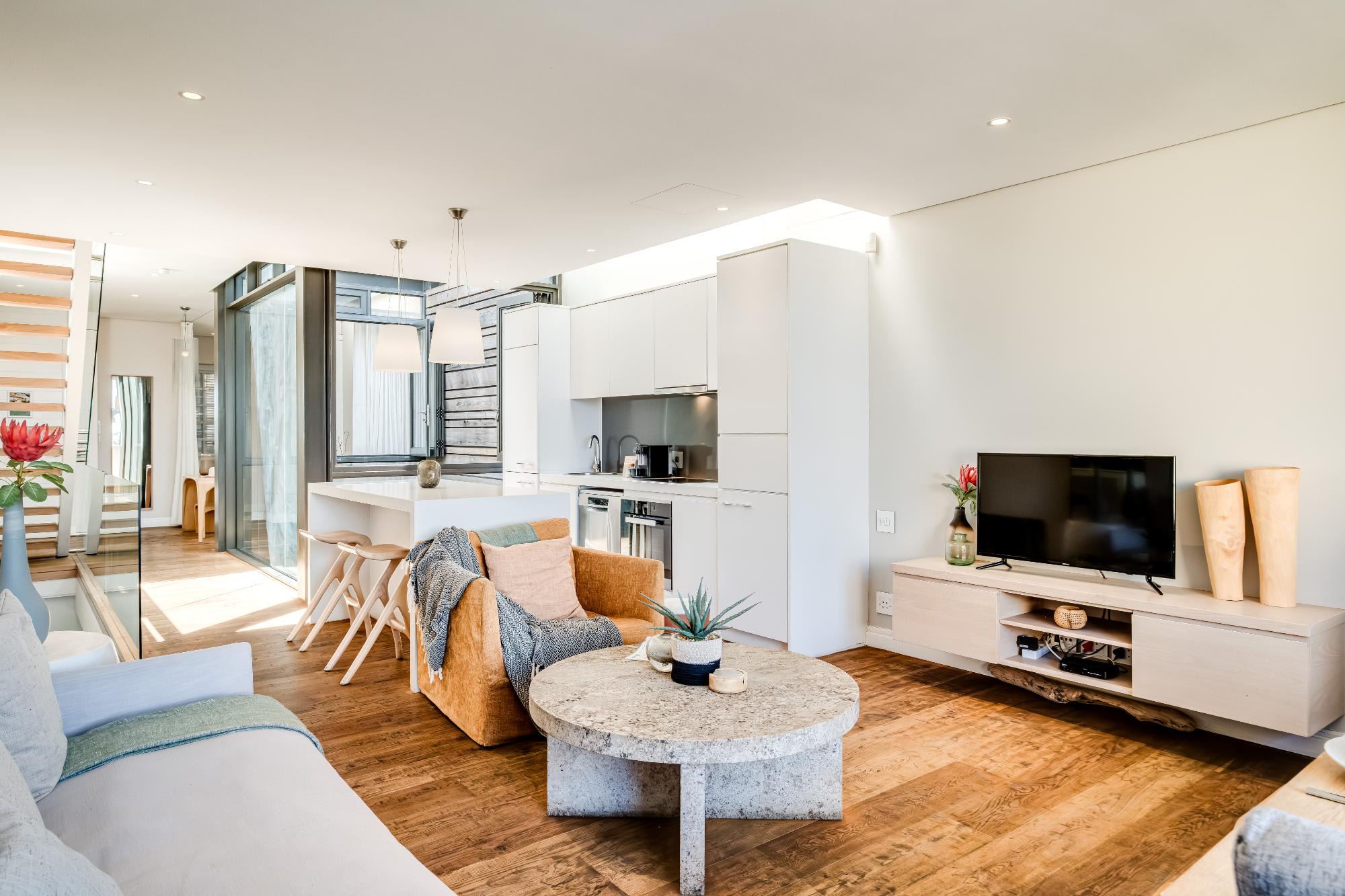 Modern Apartment in the De Waterkant w Rooftop Pool Loader B 8