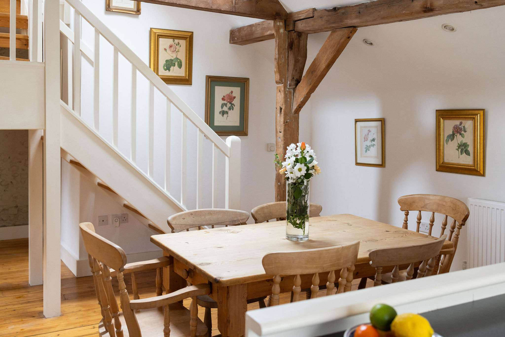 Farmhouse dining table for quick breakfasts, long lunches or evening games.