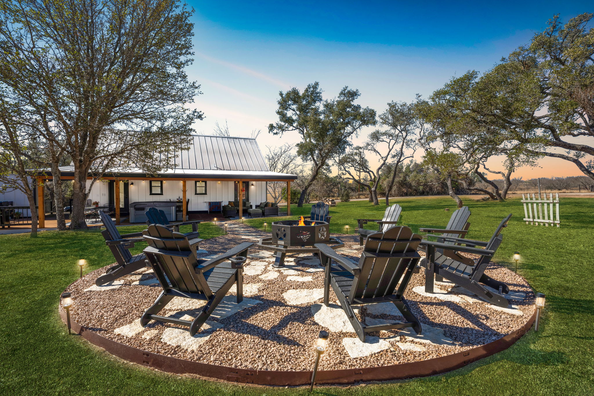 Blanco Mariposa - Hot Tub & Fire Pit — Fredericksburg, TX — vacation rental