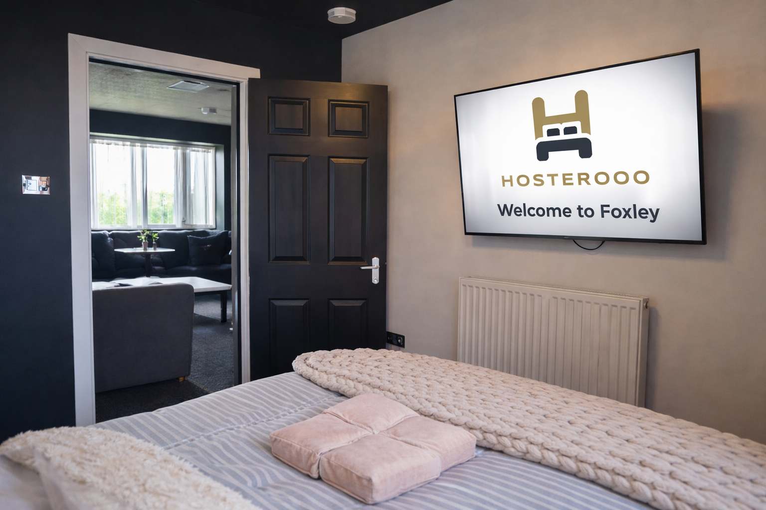 Foxley: Contractor 4-bed with parking & WIFI by Hosterooo