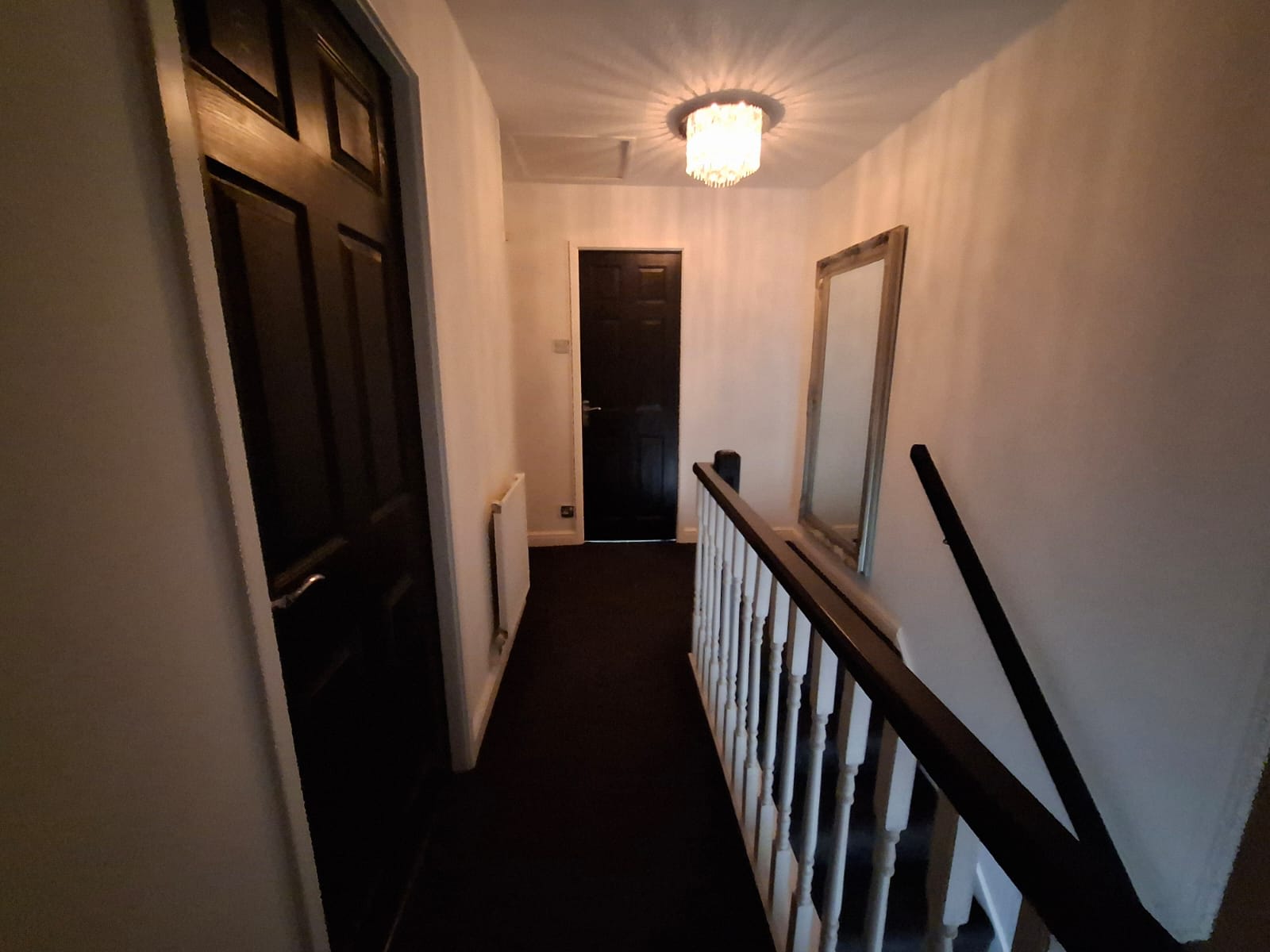 Foxley: Contractor 4-bed with parking & WIFI by Hosterooo