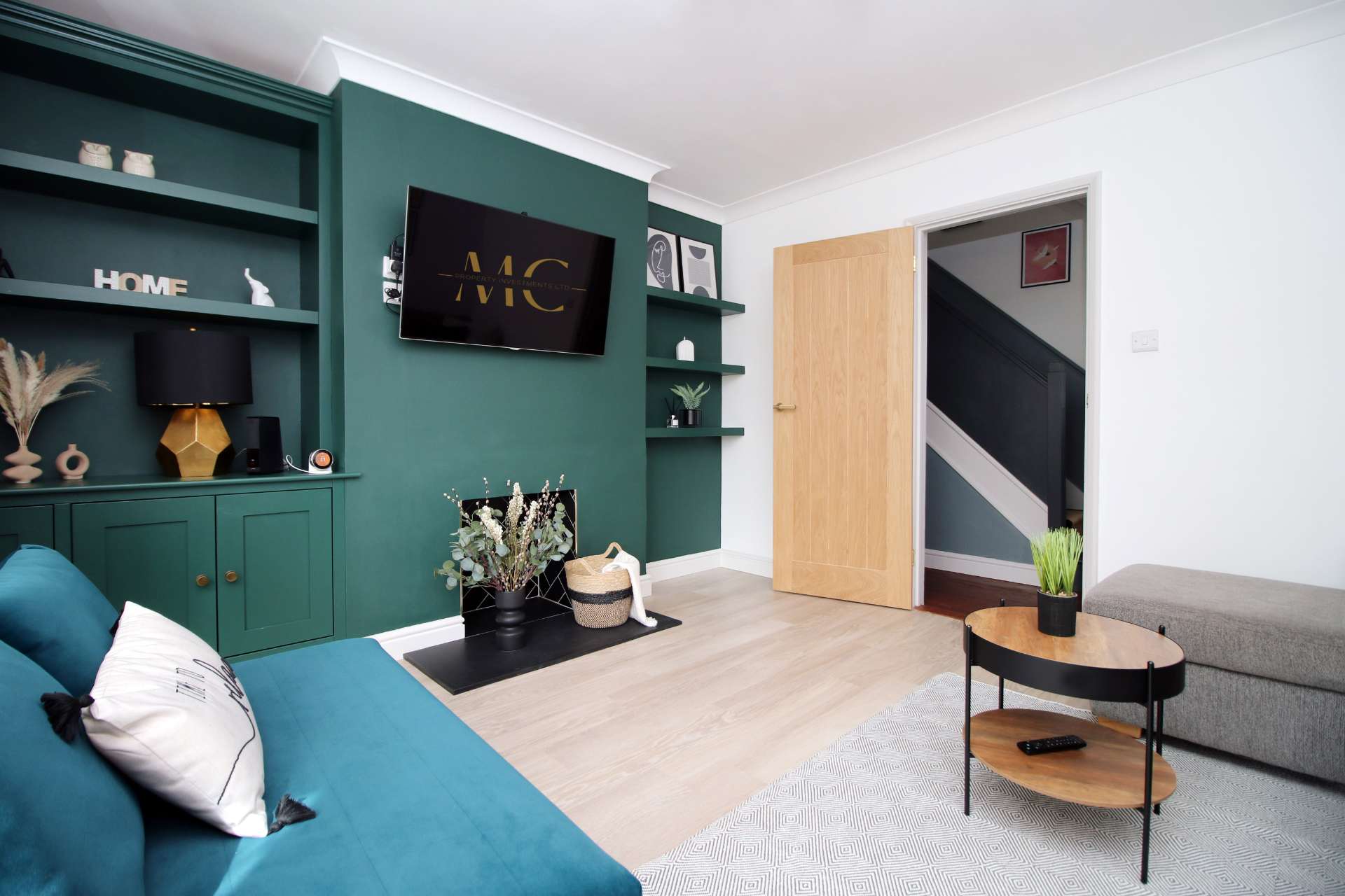 Stylish 3 Bed Home In Bath - Private Parking, WiFi
