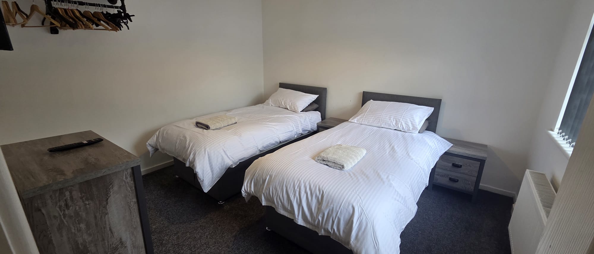 The Glen: Contractor Haven | Fast Wi‑Fi | Easy Parking –  by Hosterooo