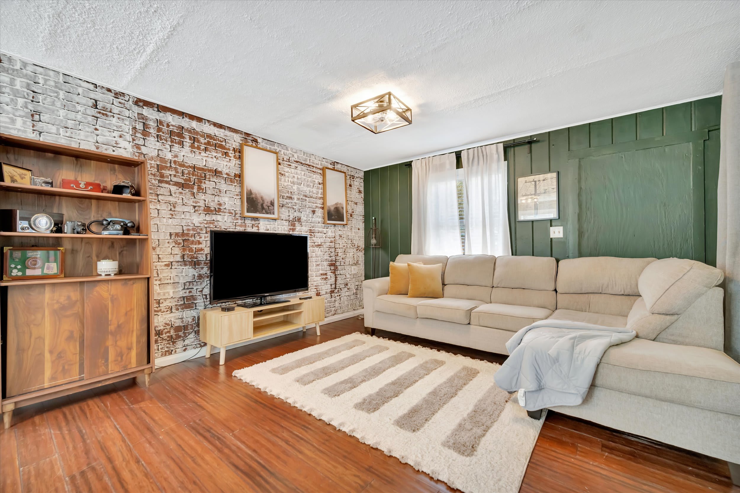 Swann Ave 1B/1B Condo Sleeps 4 | Pets Welcome — Tampa, FL — vacation rental