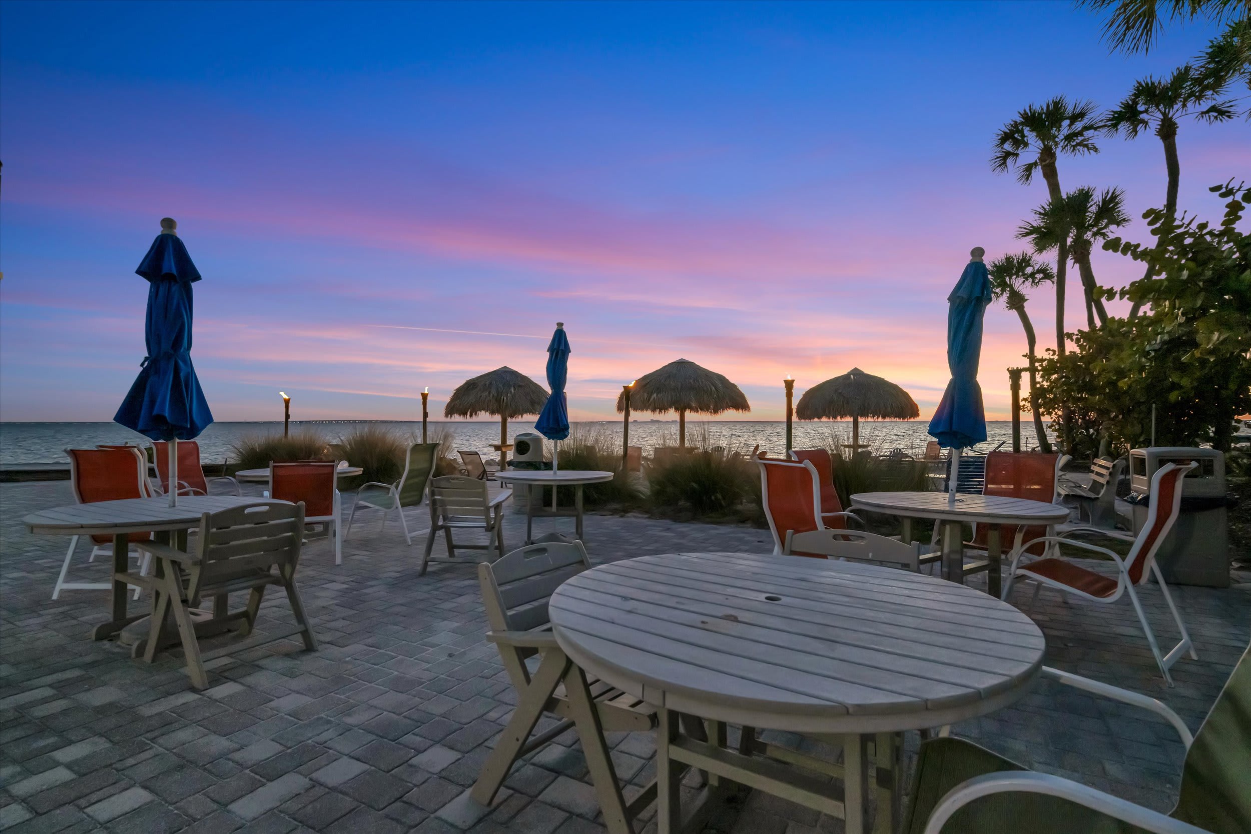 Remote Work Waterfront Views! Heated Pool in Tampa - Foto 36