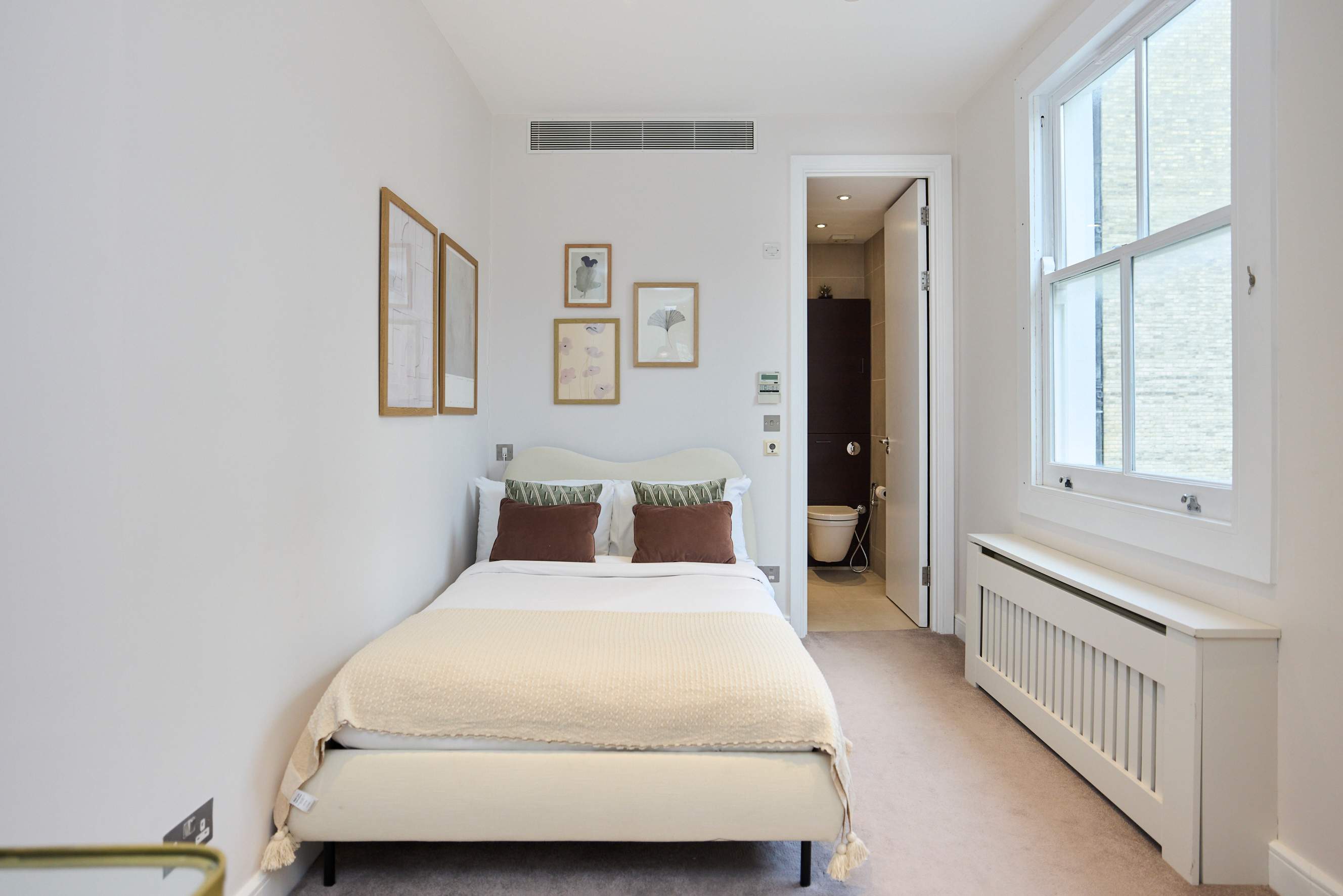 View The Kensington End House in Ansdell Terrace 27 W8 5BY The Kensington End House in Ansdell Terrace 27 W8 5BY - Property image 29 - VivreStays