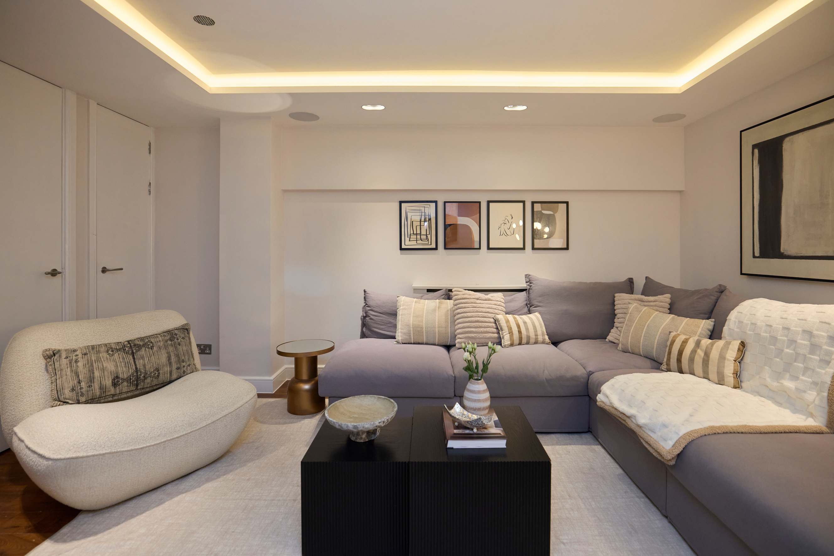 View The Kensington End House in Ansdell Terrace 27 W8 5BY The Kensington End House in Ansdell Terrace 27 W8 5BY - Property image 13 - VivreStays