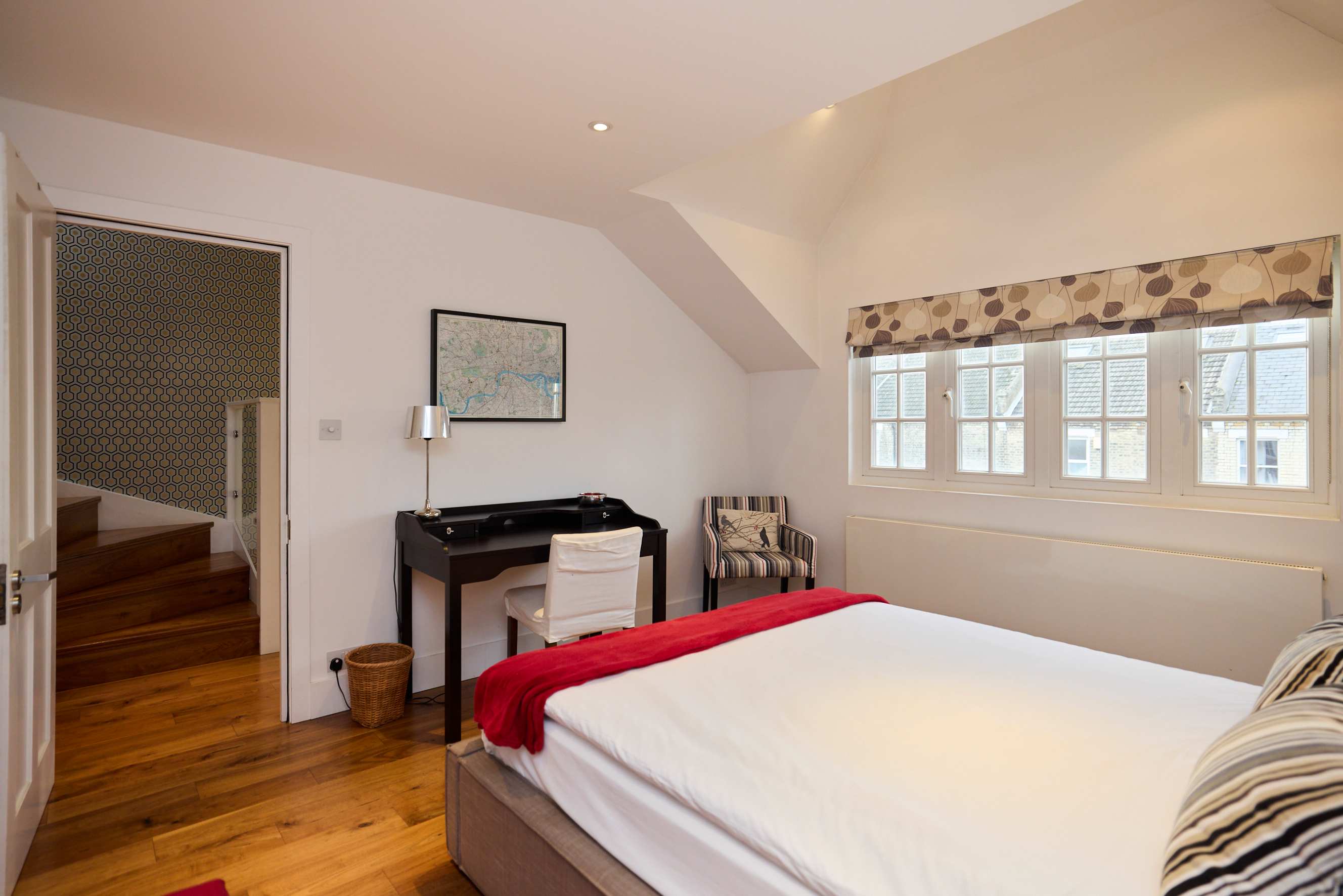 The Clapham Crib in Leathwaite Road 7 SW11 1XG - Property image 67 - VivreStays