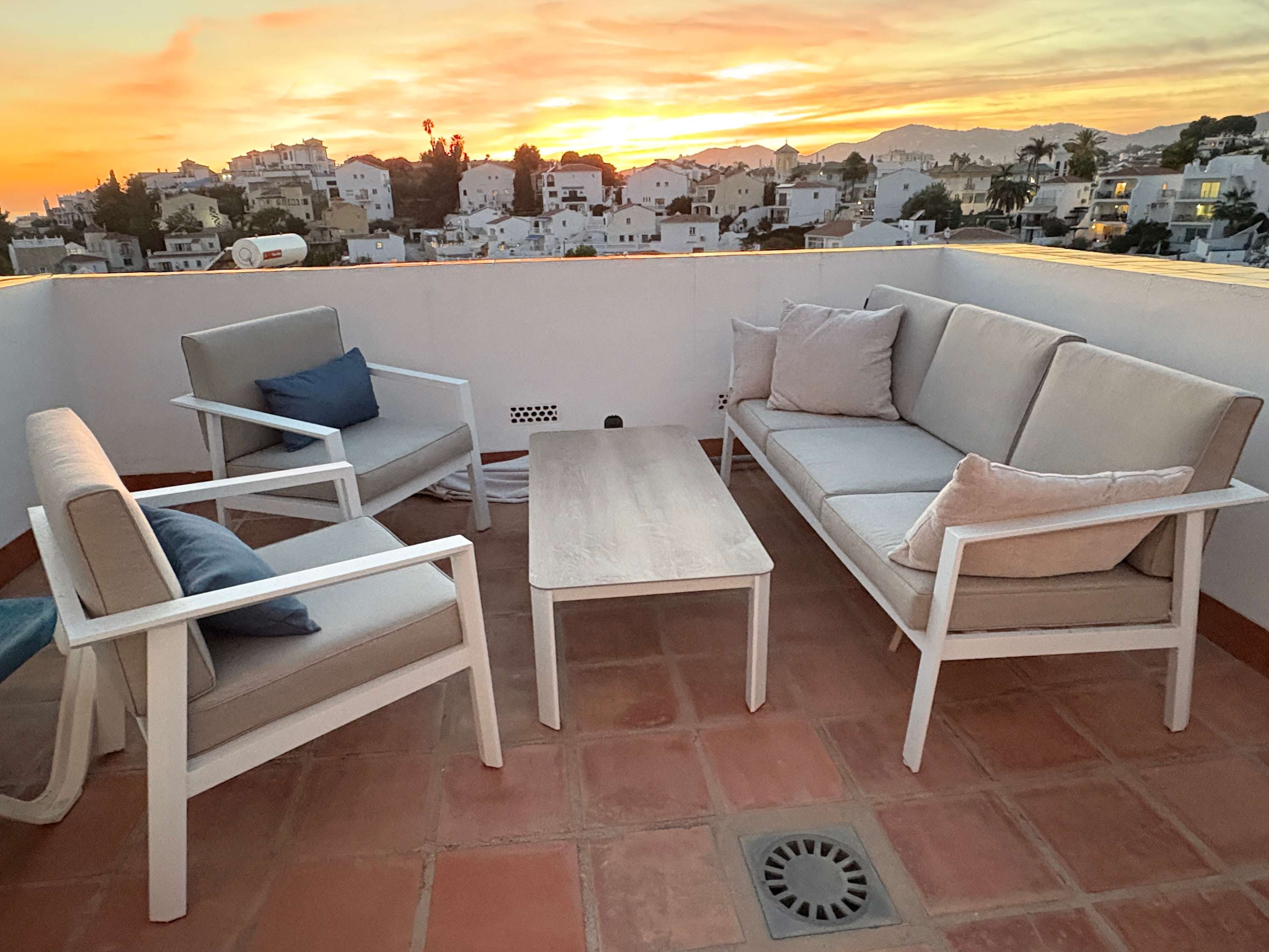 SHR011 Stylish Retreat near Burriana Beach — Nerja, Andalucía — vacation rental