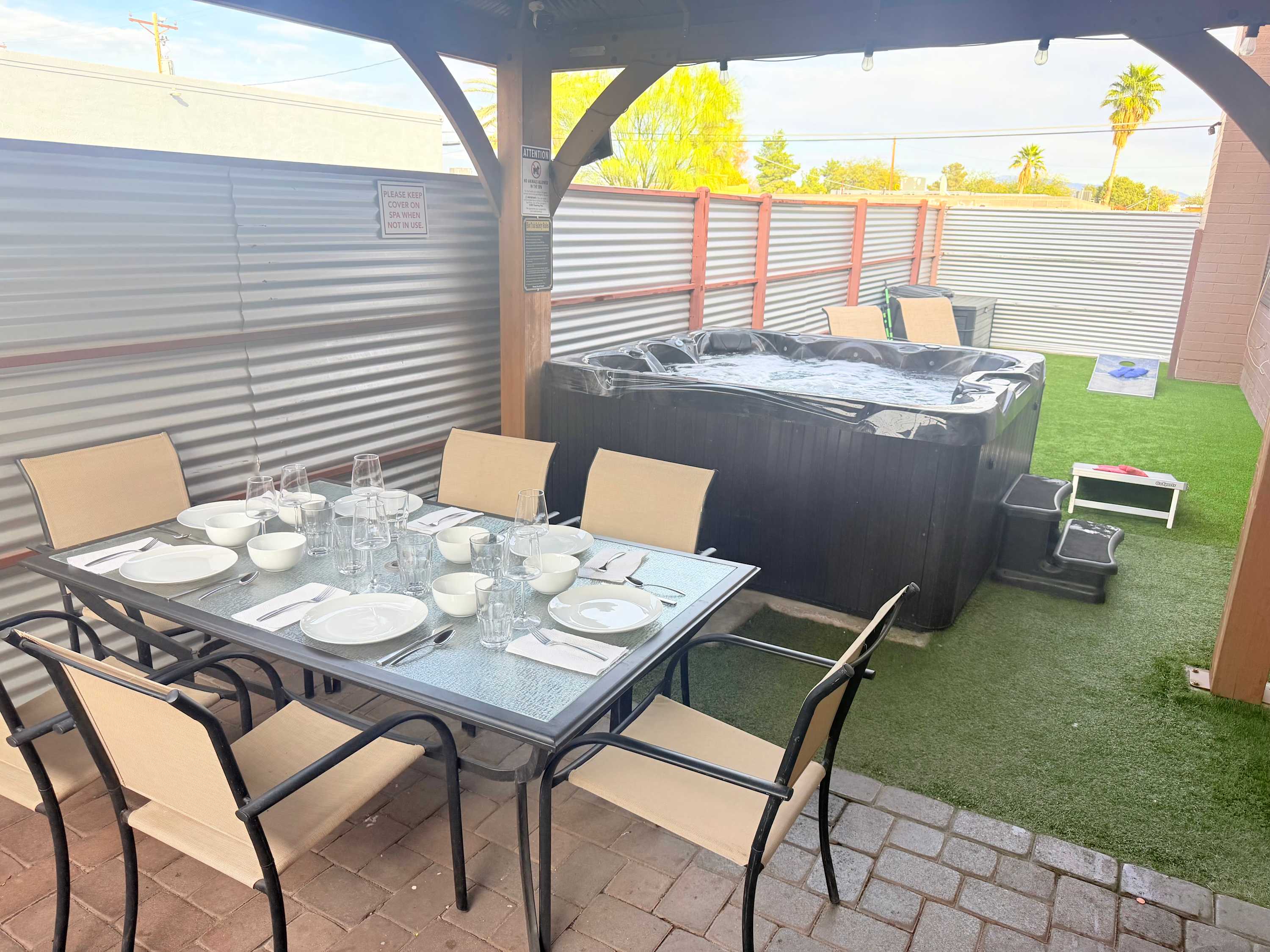 Modern 2BR/2BA Tucson Home w/ Jacuzzi Unit 1 — Tucson, AZ — vacation rental
