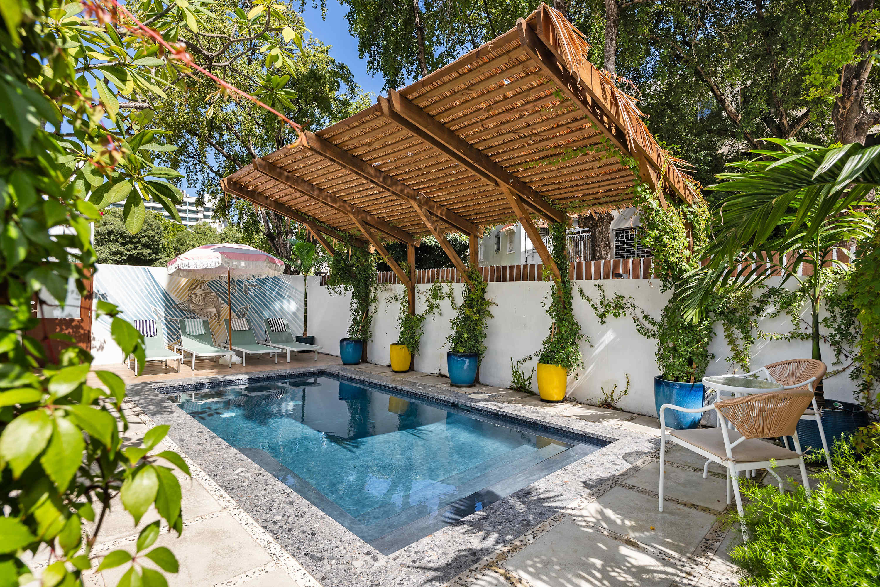 Steps to Condado | Pool Access | Solarium Lounge