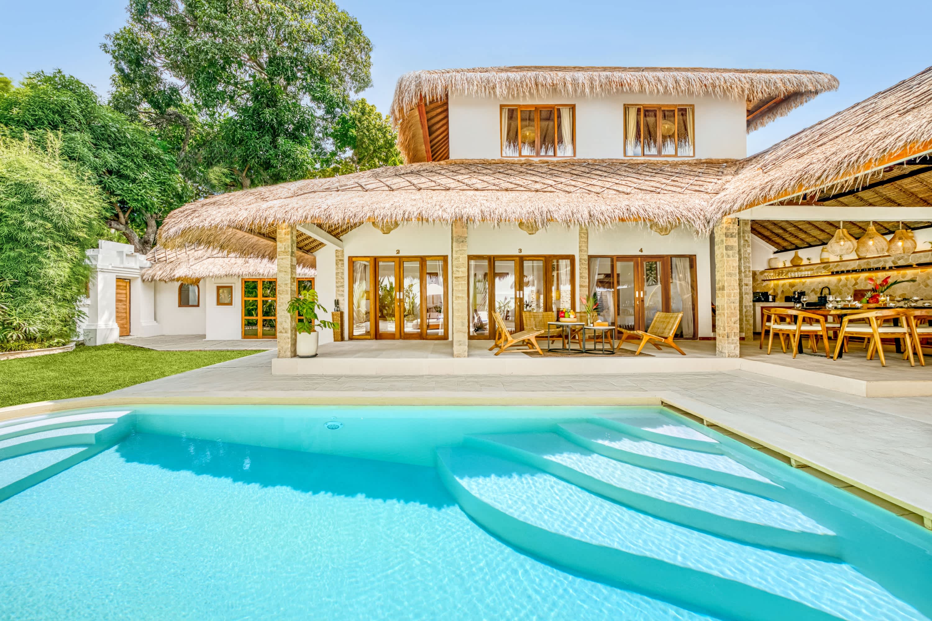 Villa Barcelona - 6BDR, lush garden, private pool — Kabupaten Badung, Bali — vacation rental